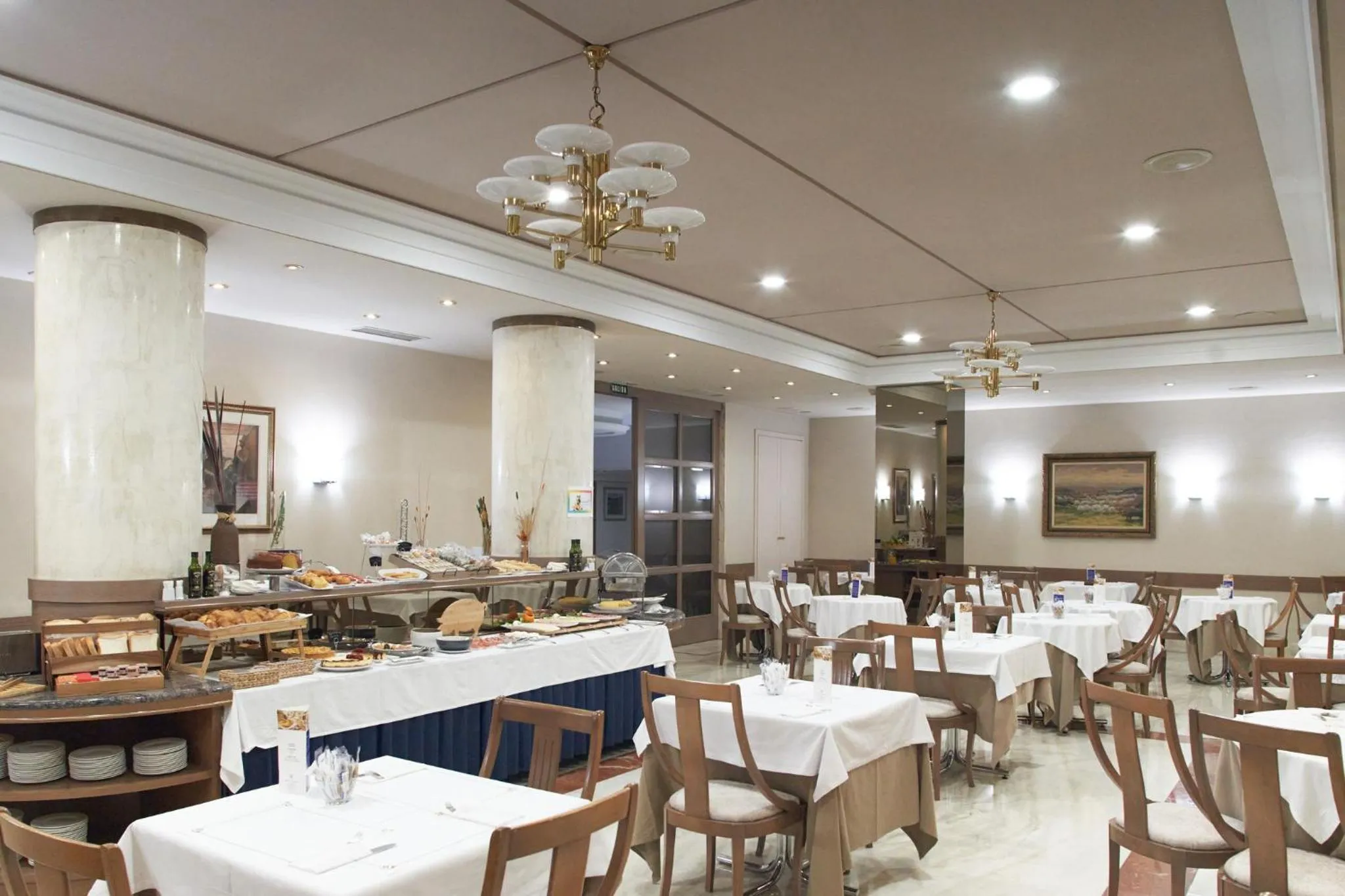 Breakfast in Hotel Albret