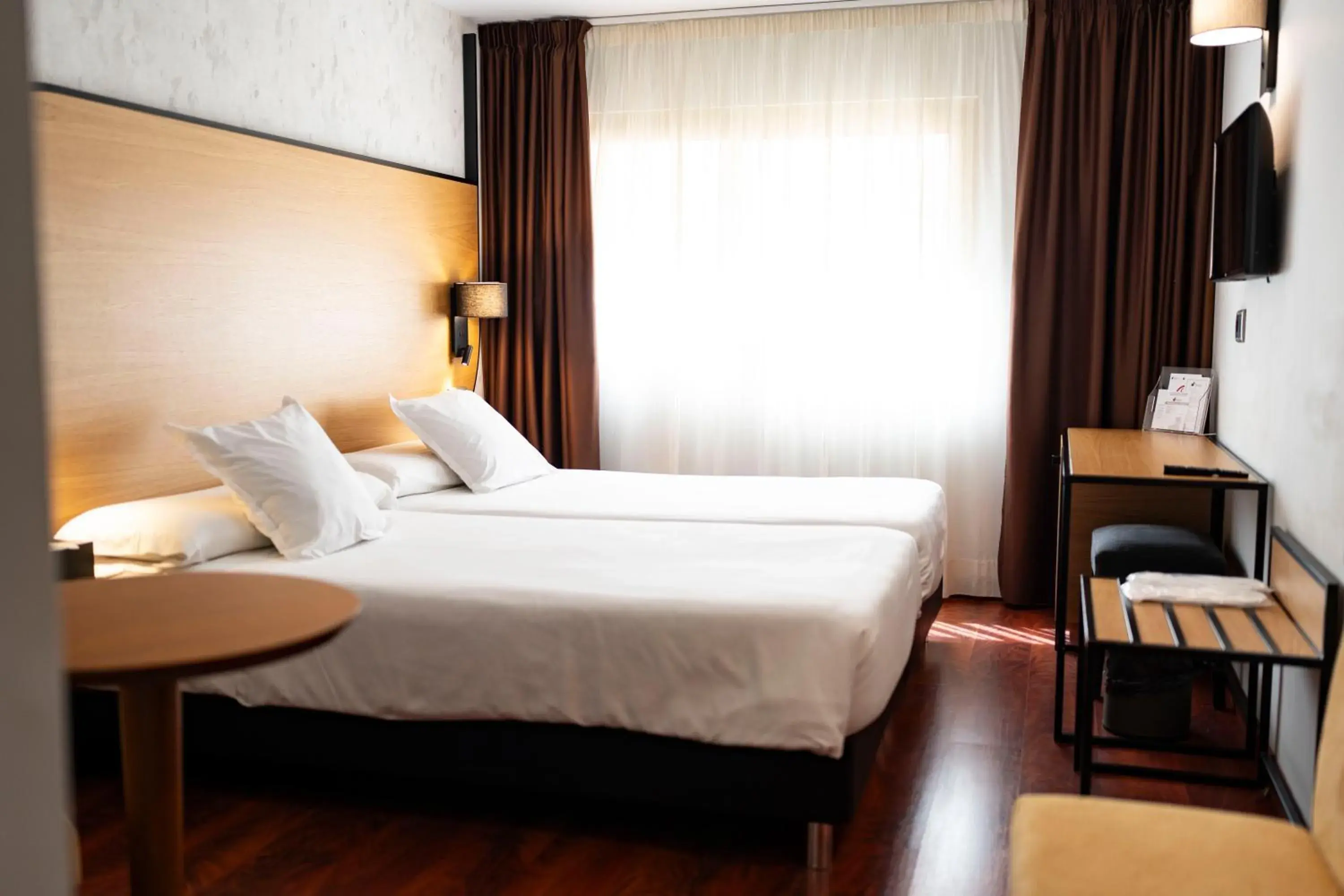 Photo of the whole room, Bed in Nuevo Torreluz Photo of the whole room, Bed in Nuevo Torreluz