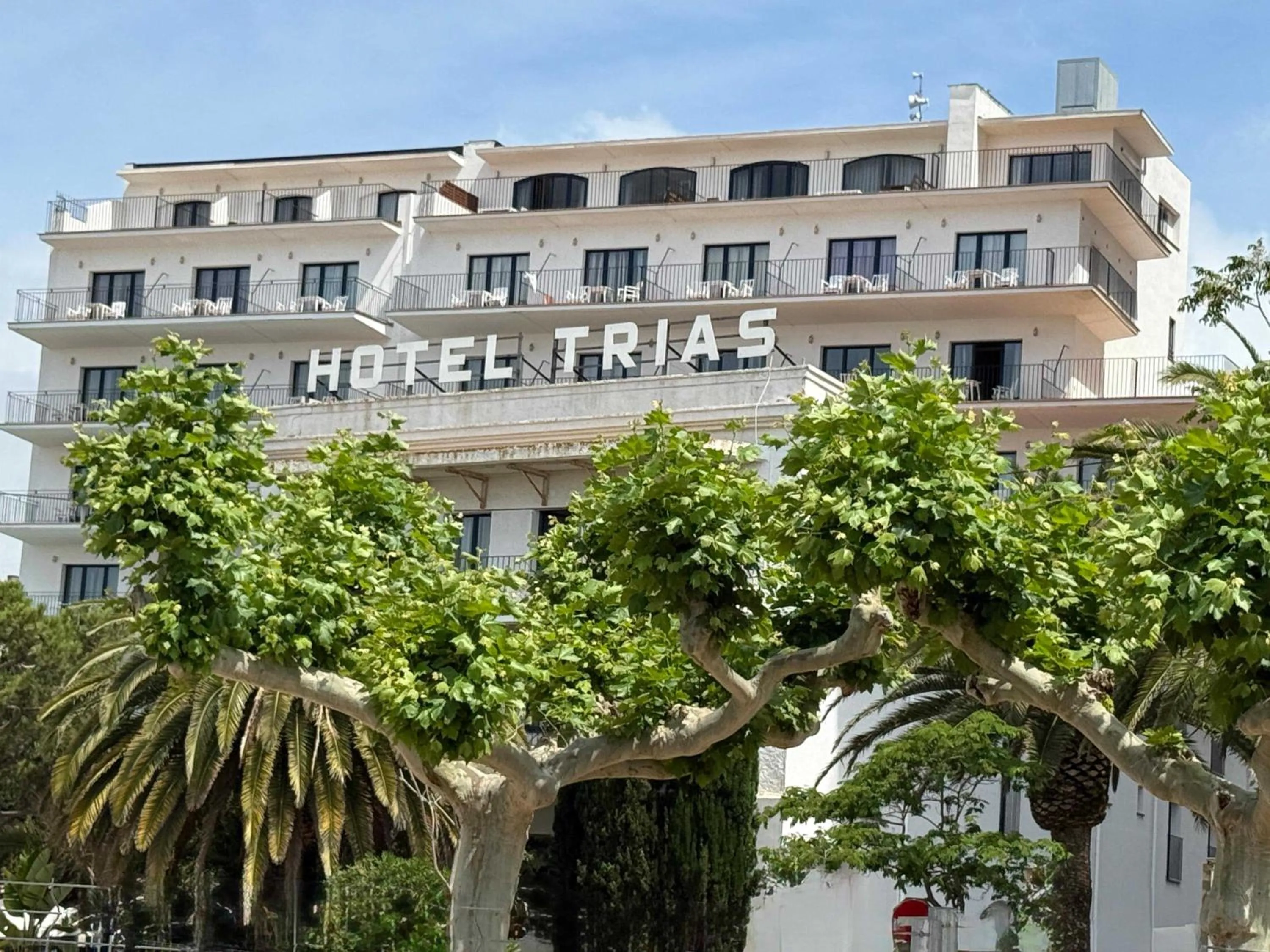 Property building in Hotel Trias