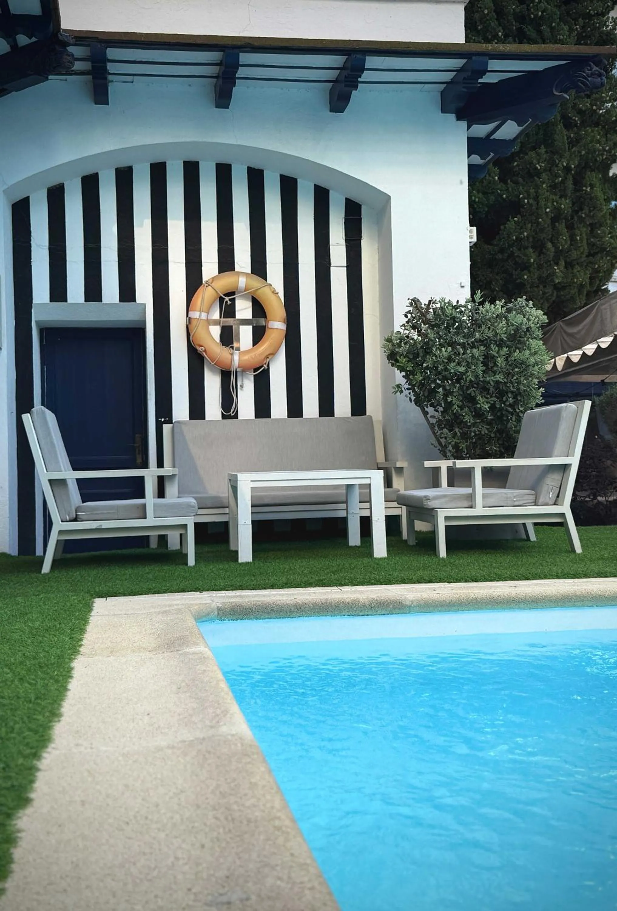 Swimming pool in Hotel Trias