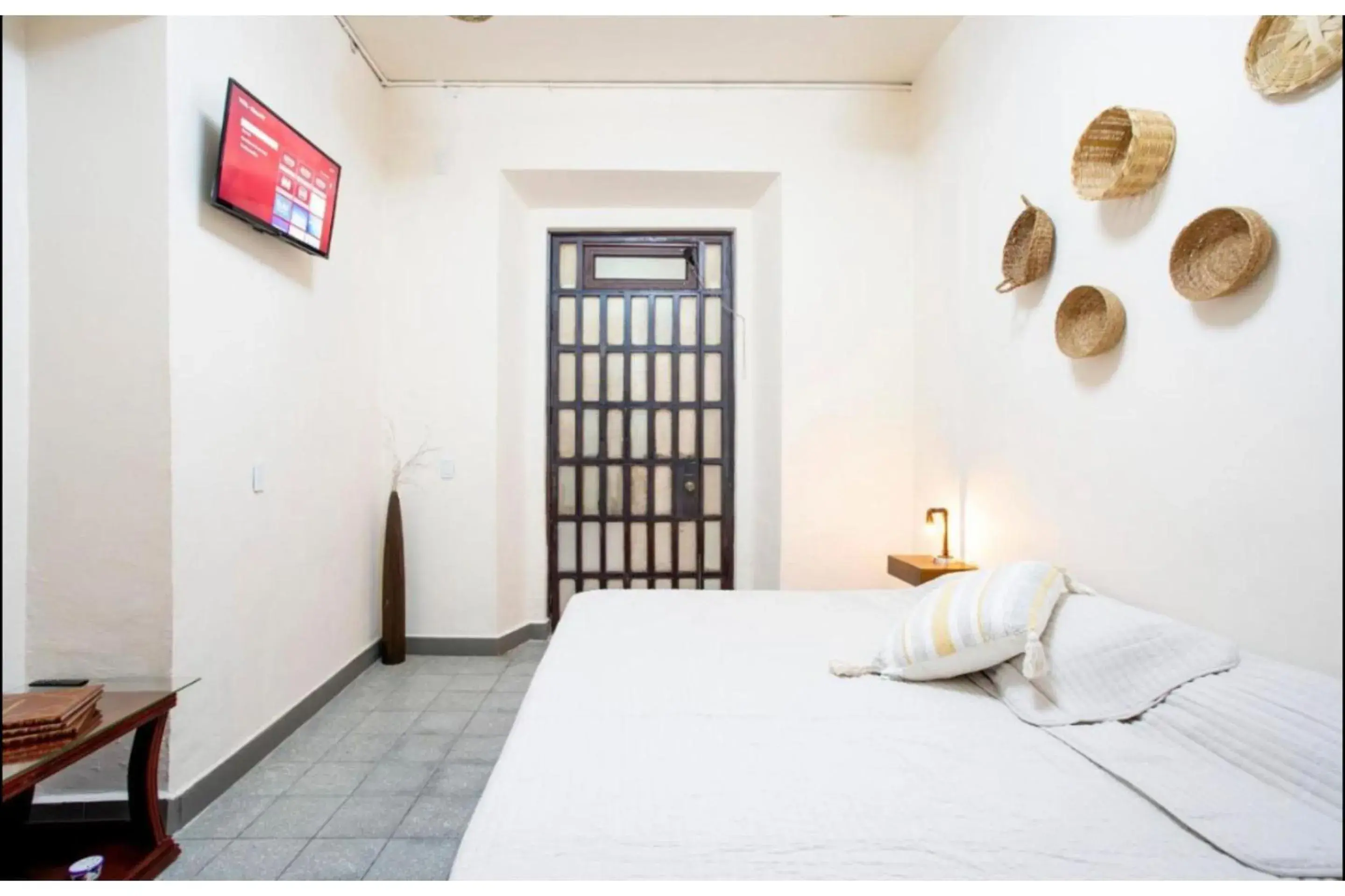 Bedroom, Bed in Capital O Mansión Del Tequila Bedroom, Bed in Capital O Mansión Del Tequila