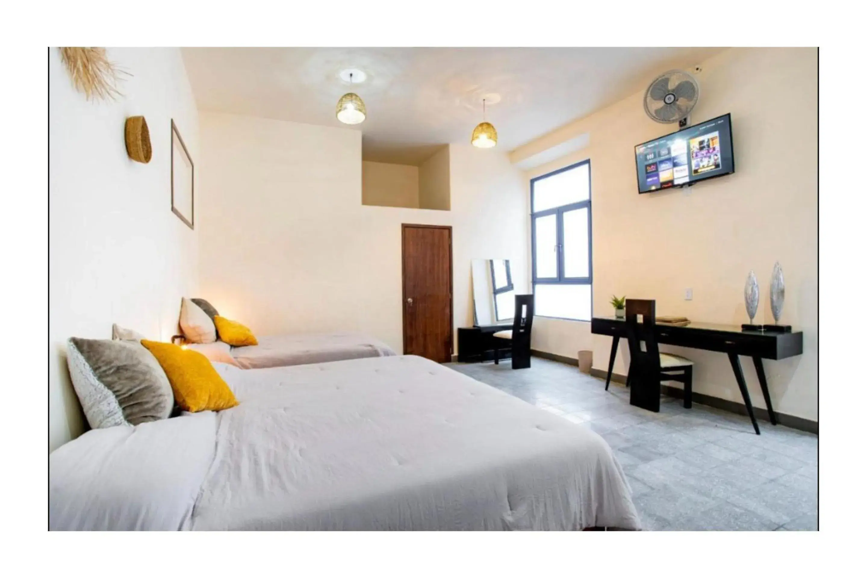 Bedroom, Bed in Capital O Mansión Del Tequila Bedroom, Bed in Capital O Mansión Del Tequila