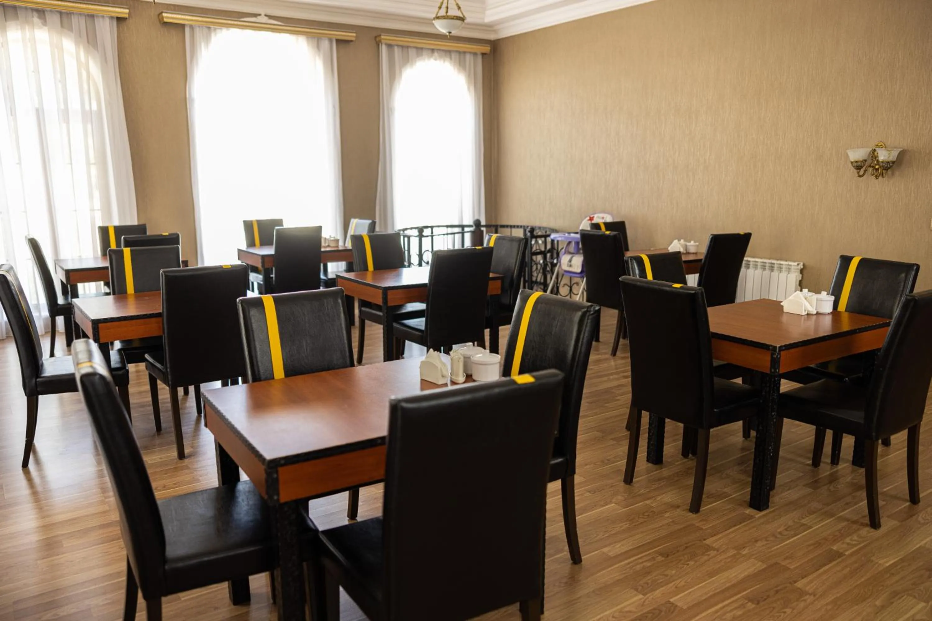 Restaurant/places to eat in Old City Ganja