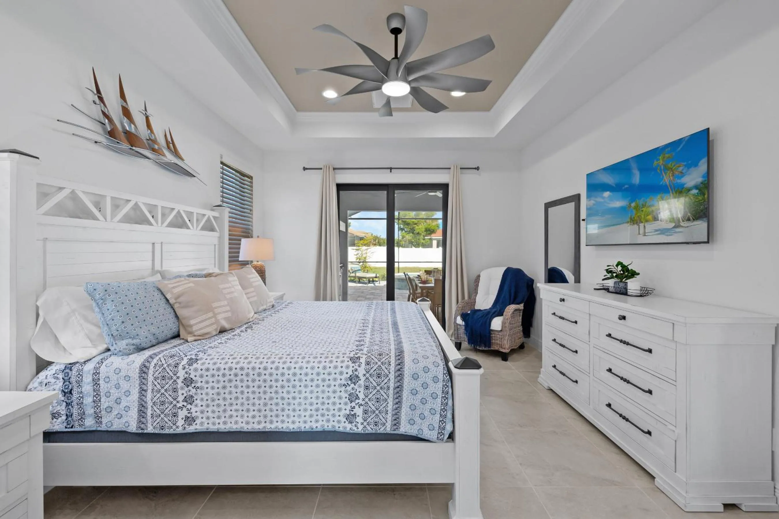 Bedroom, Bed in Absolutely stunning home that truly embodies Florida living, Villa Blue Starfish