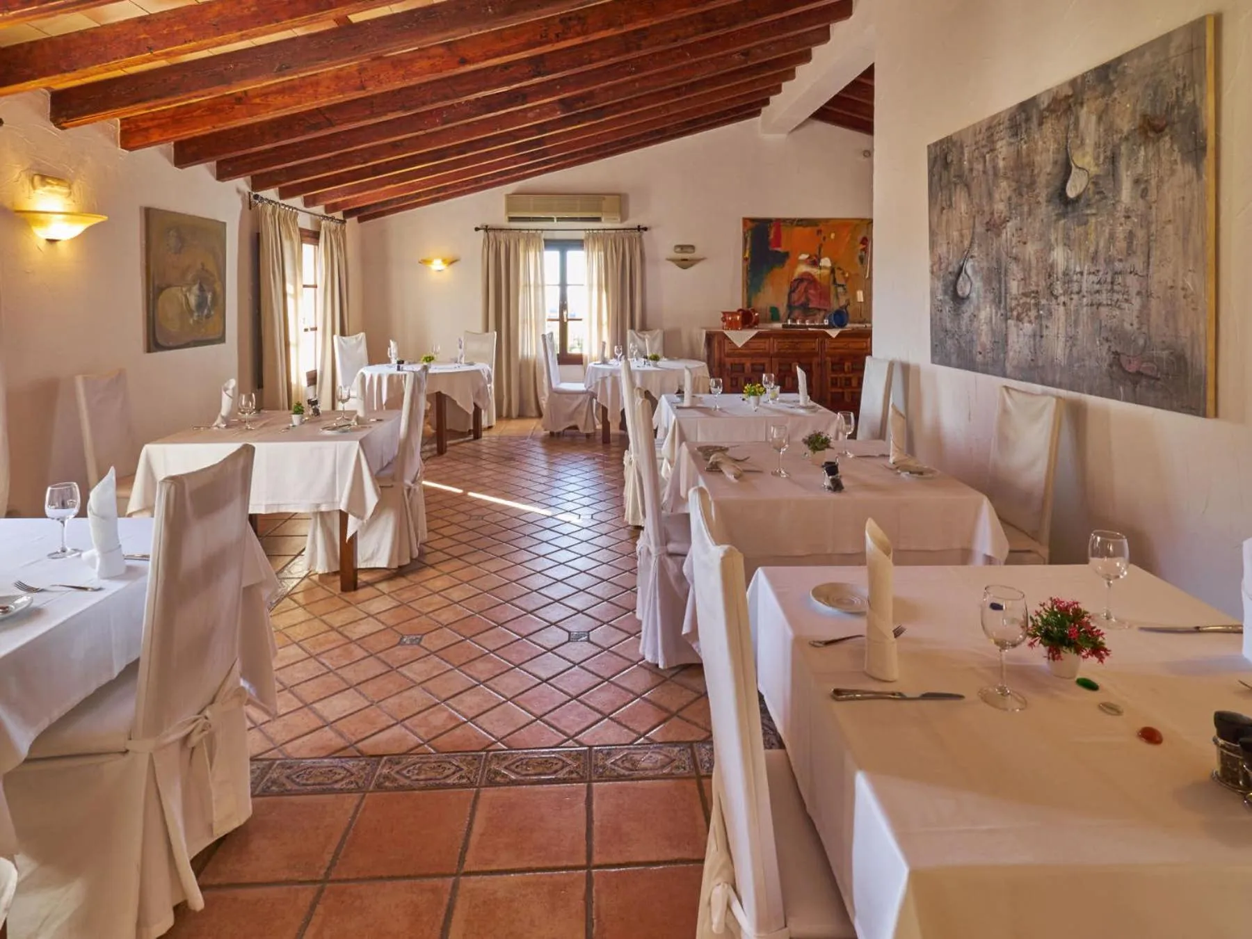 Restaurant/places to eat in Finca Binibona Parc Natural