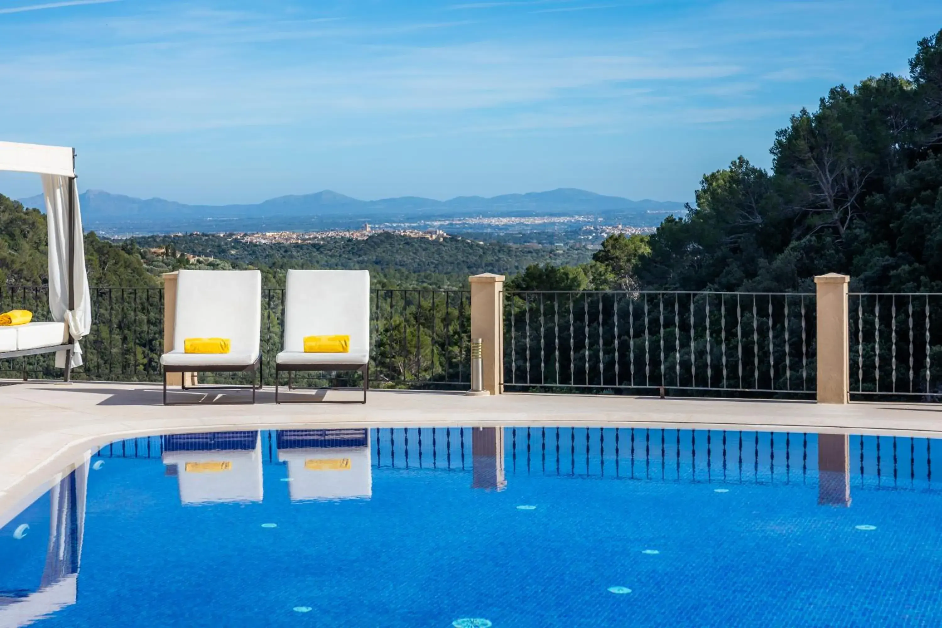 Mountain view in Finca Albellons Mountain view in Finca Albellons