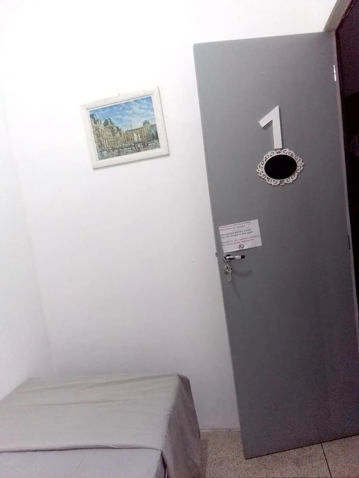 Single Room with Shared Bathroom in Hostel Lize Single Room with Shared Bathroom in Hostel Lize
