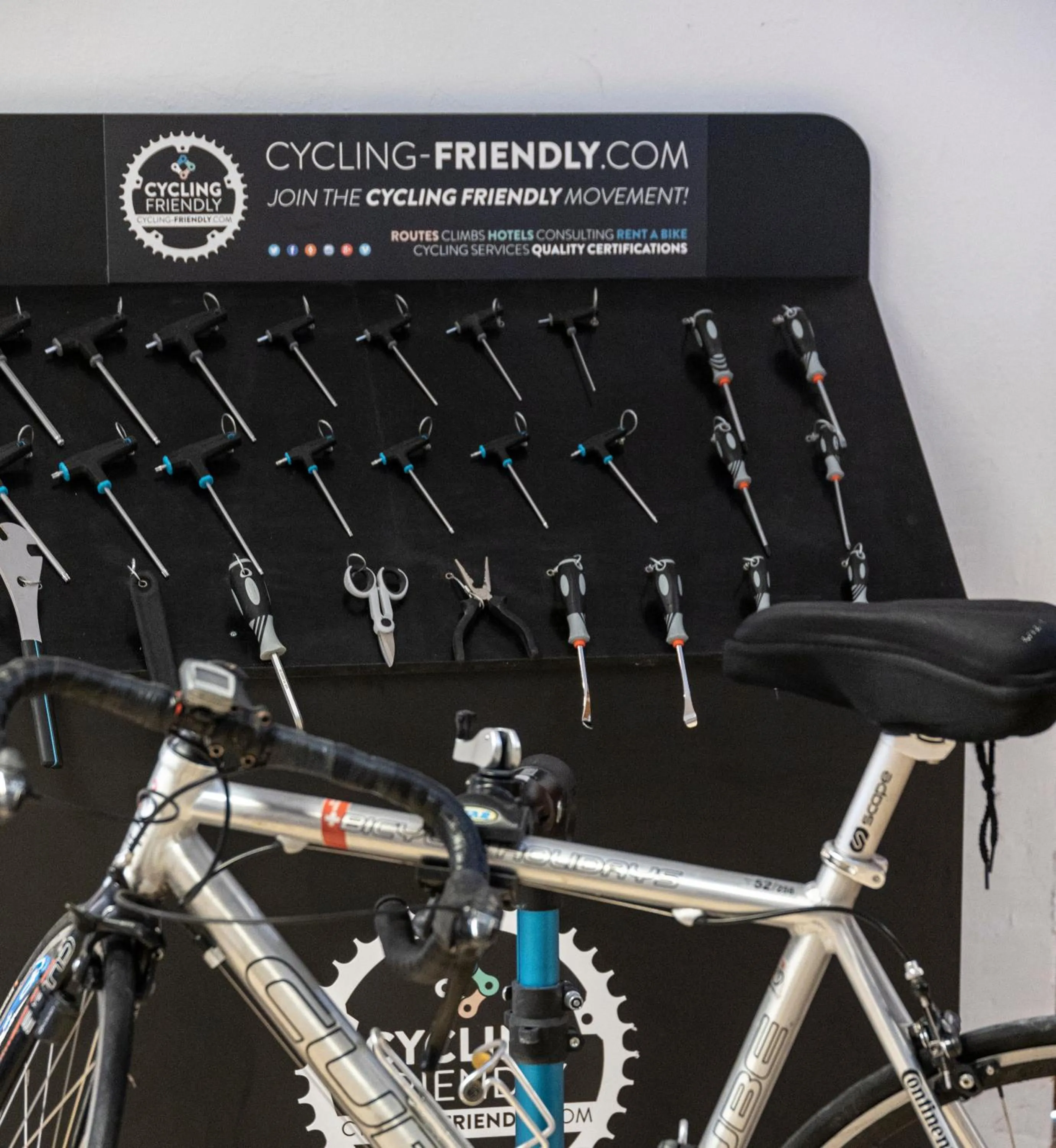 Cycling in Es Baulo Petit Hotel