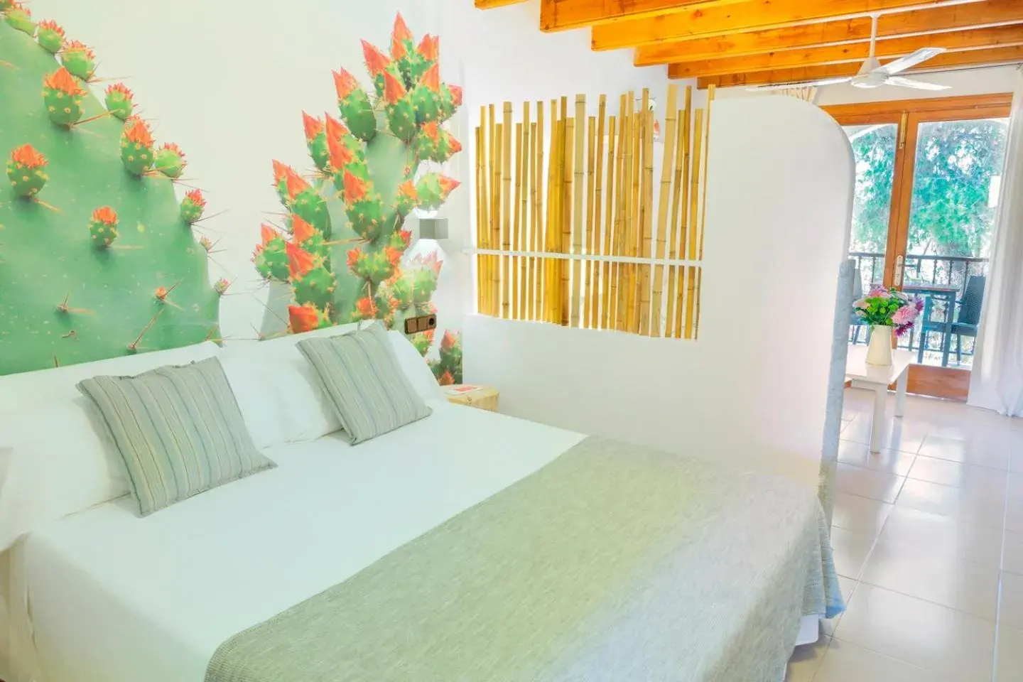 Romantic Special Offer in Es Baulo Petit Hotel Romantic Special Offer in Es Baulo Petit Hotel