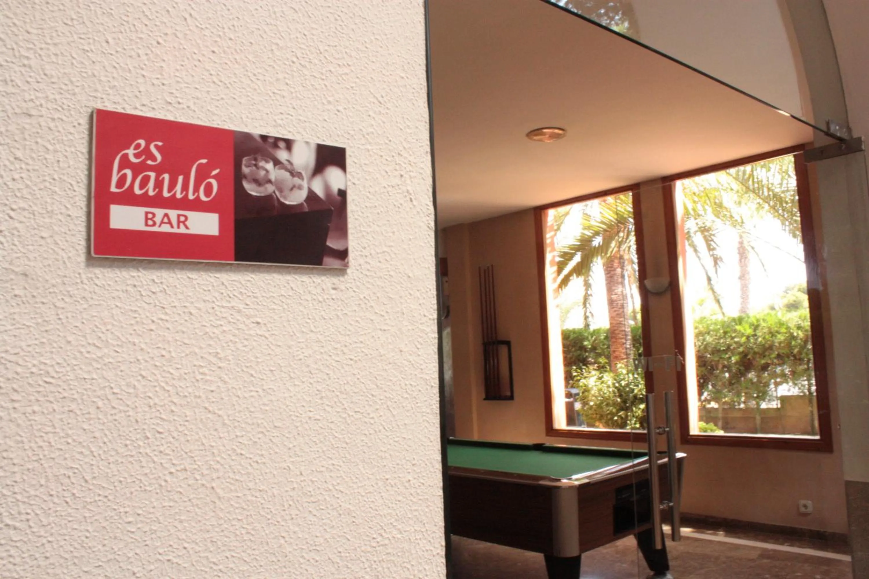 Billiard in Es Baulo Petit Hotel