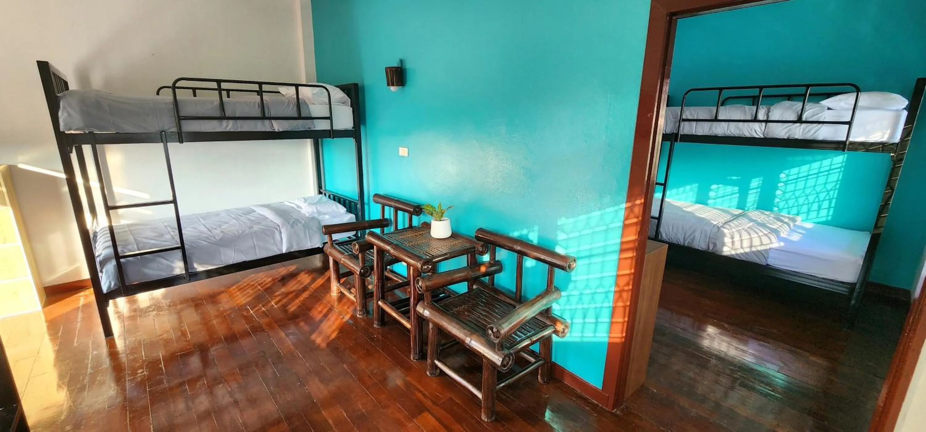 Bedroom, Bed in Blue Moon House - A budget hostel for easy travellers
