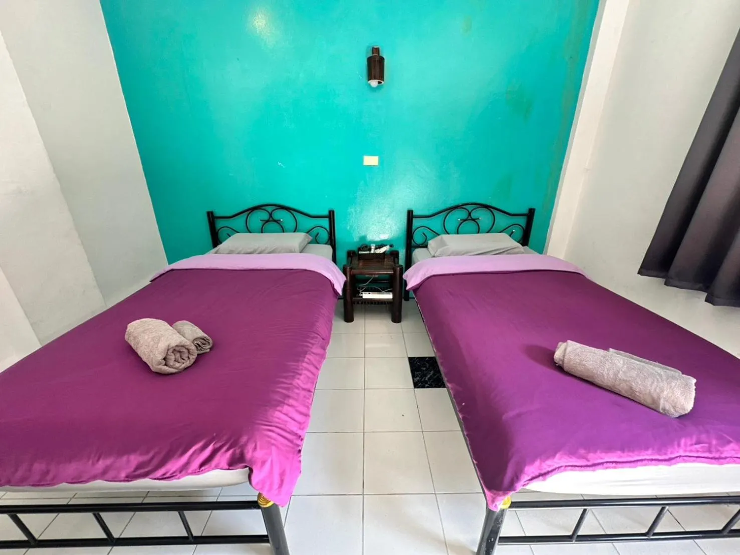 Bed in Blue Moon House - A budget hostel for easy travellers