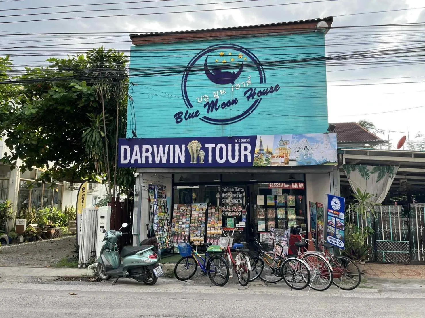 Blue Moon House - A budget hostel for easy travellers
