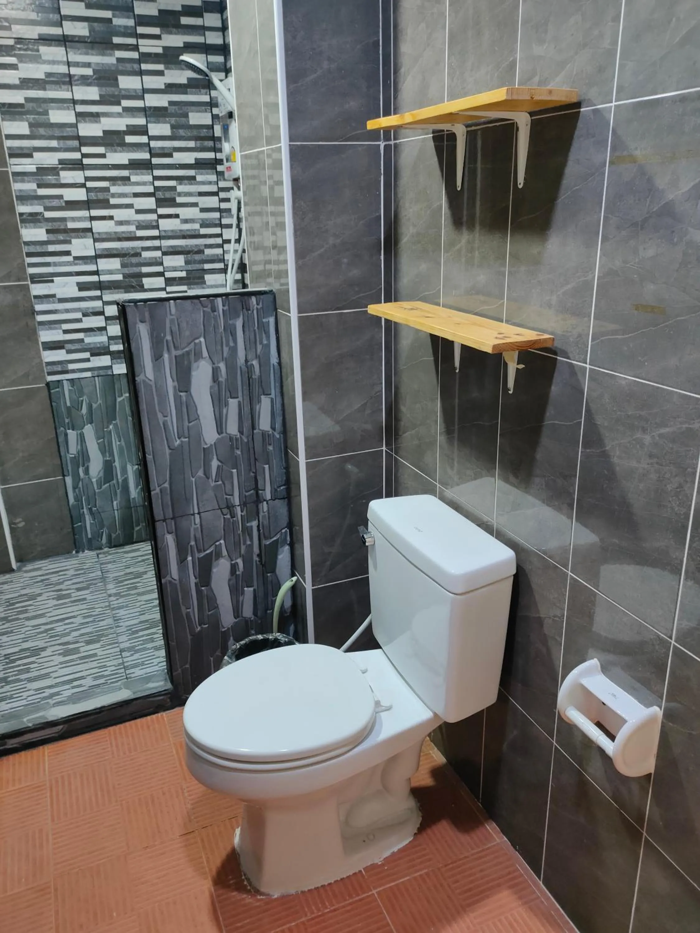 Toilet in Blue Moon House - A budget hostel for easy travellers