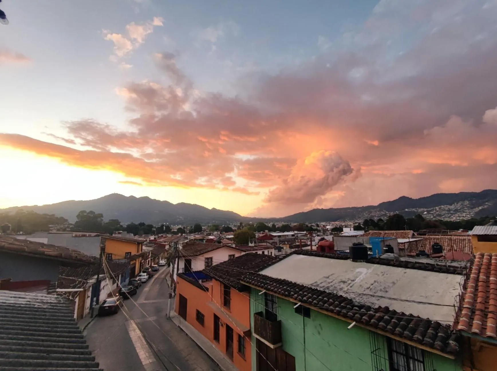 Neighbourhood in Casa Satoshi