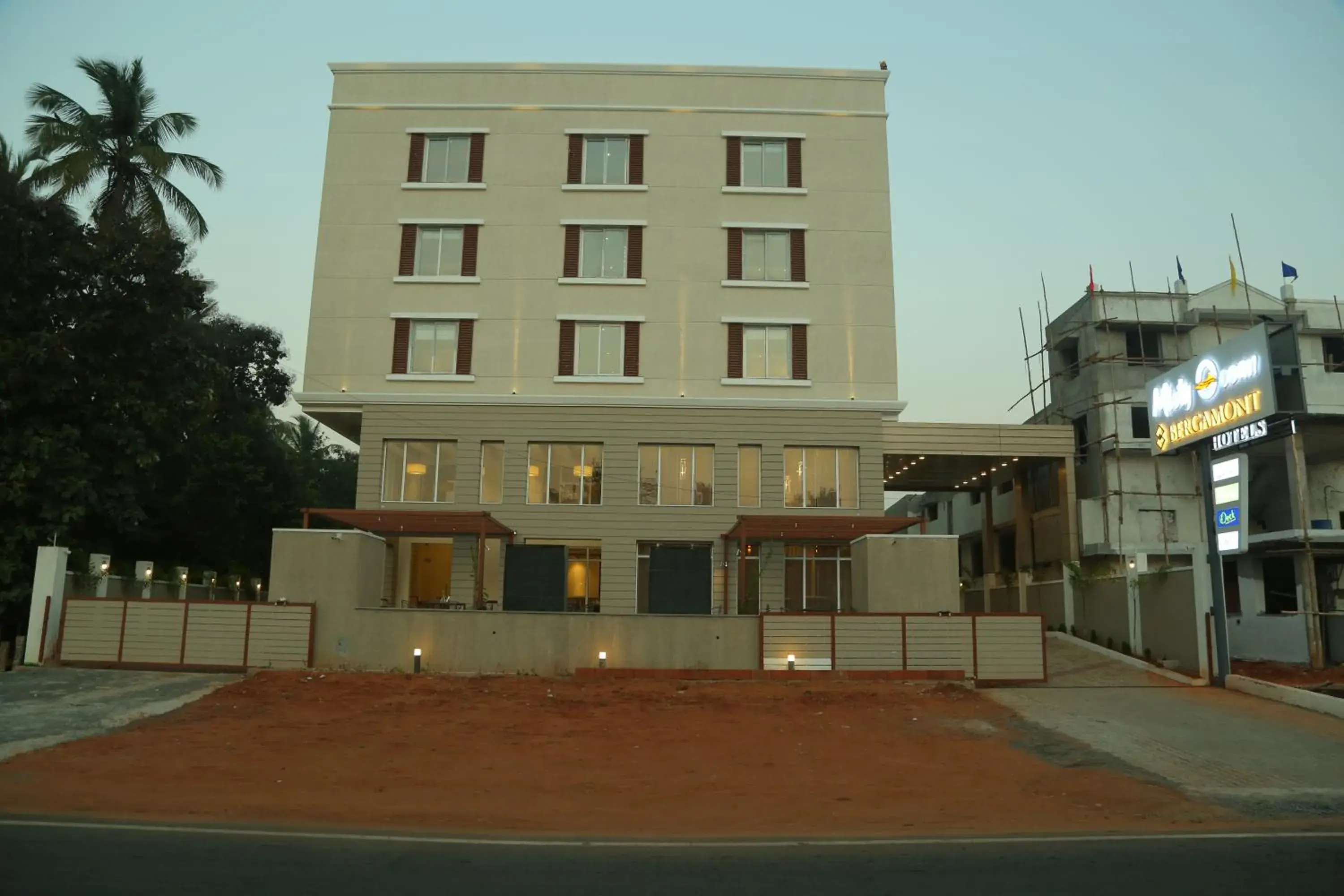 Property building in Misty Ocean - A Bergamont Group of Hotel Property building in Misty Ocean - A Bergamont Group of Hotel