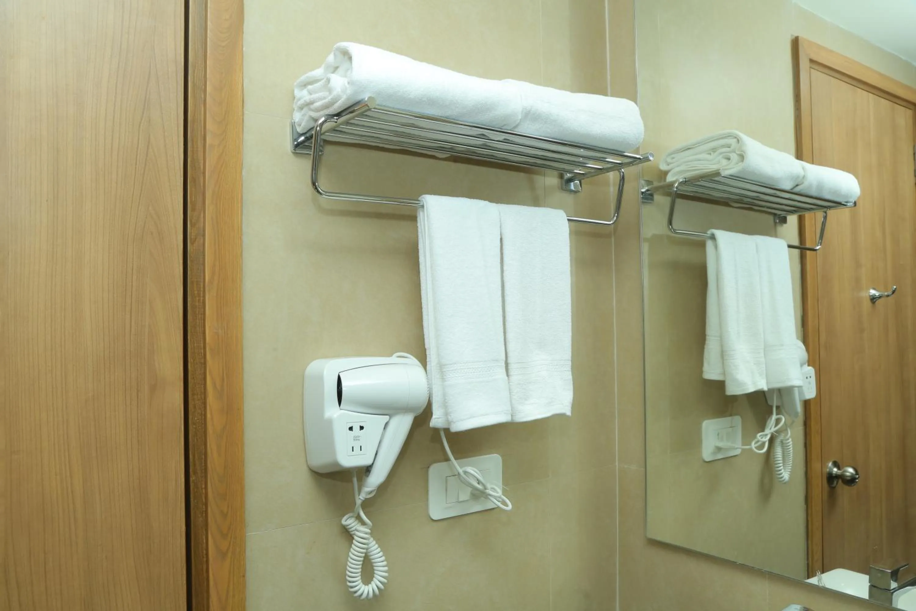 Bathroom in Misty Ocean - A Bergamont Group of Hotel