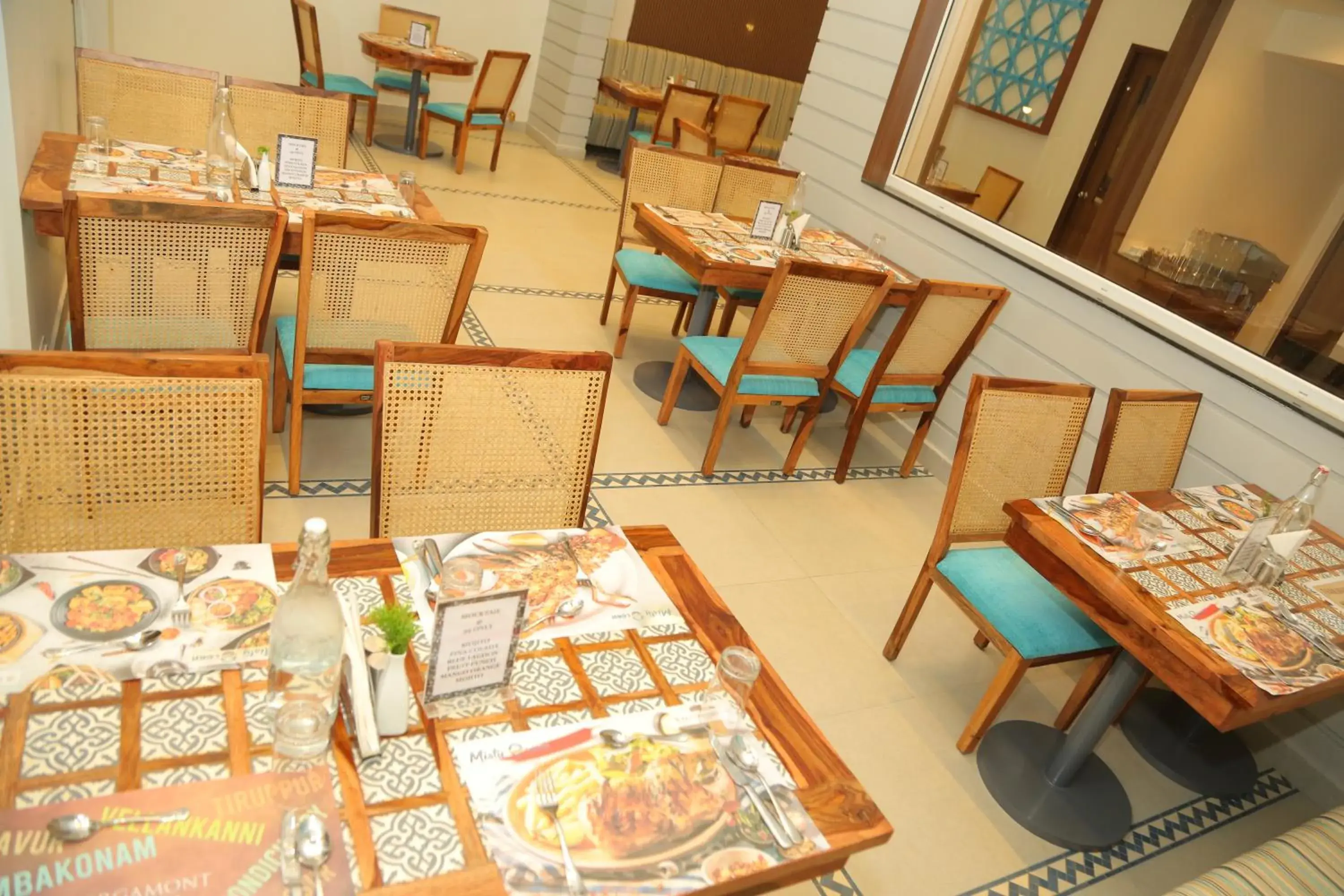 Restaurant/places to eat in Misty Ocean - A Bergamont Group of Hotel Restaurant/places to eat in Misty Ocean - A Bergamont Group of Hotel