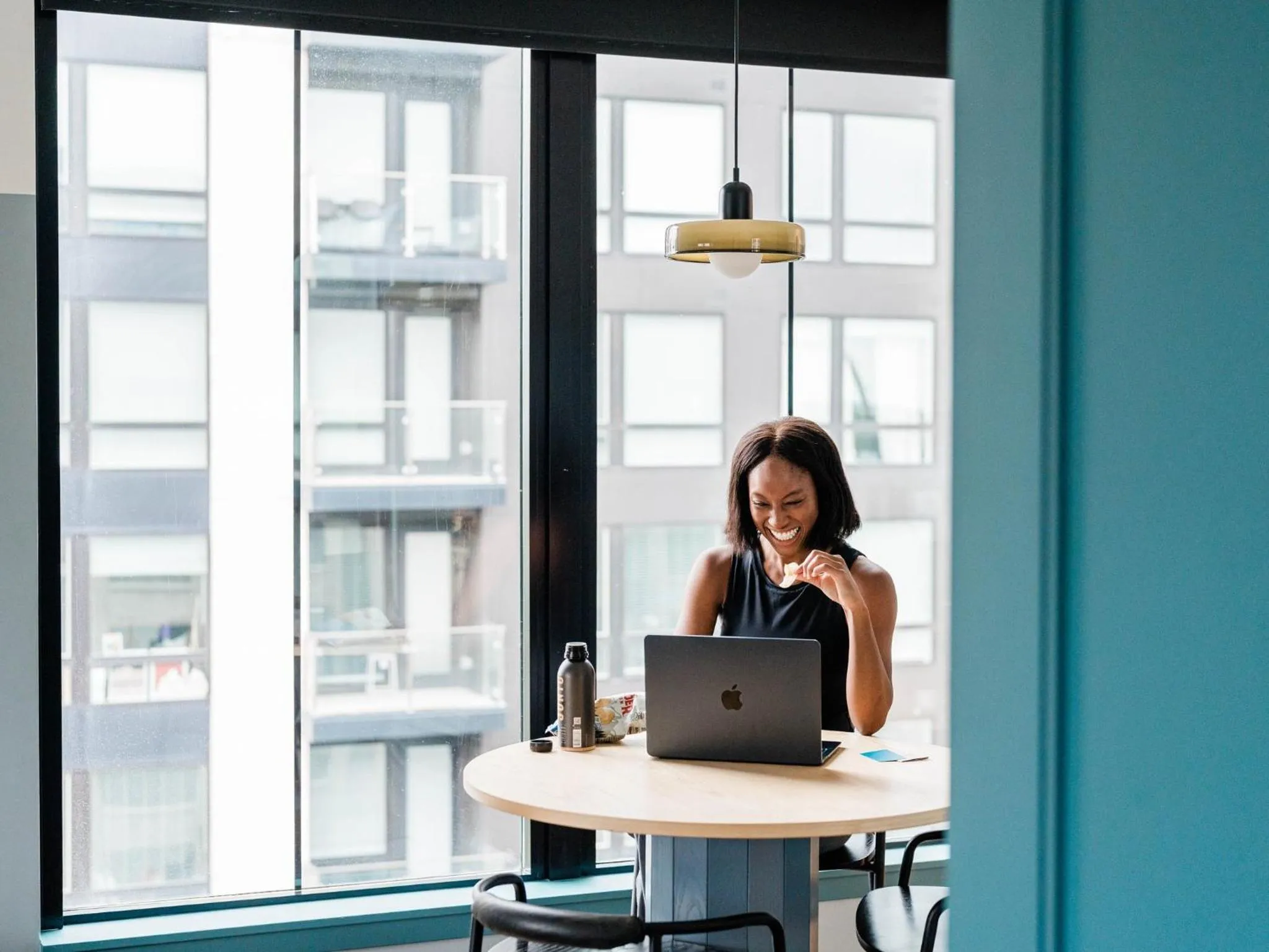 Photo of the whole room in The Junto Hotel