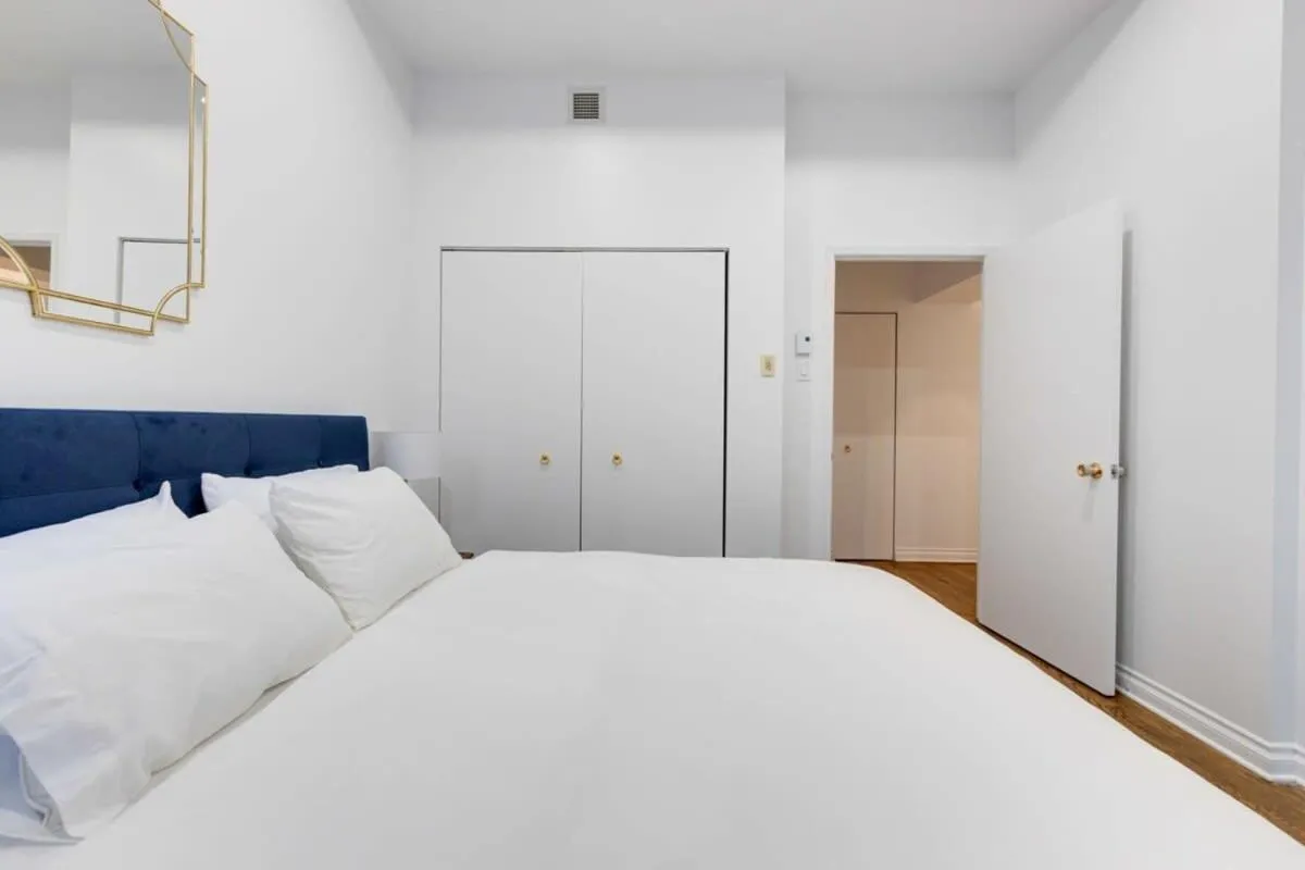 Bed in M11 Stylish Cute 3BR in the Heart of the City