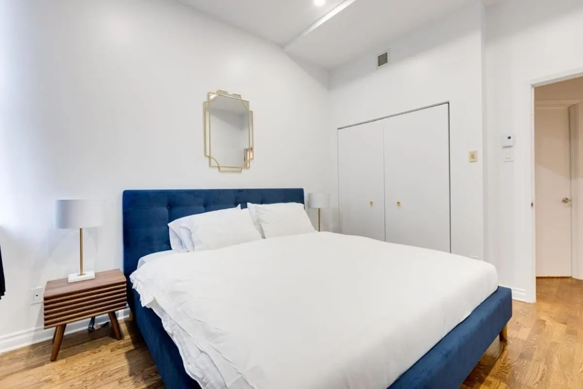 Bed in M11 Stylish Cute 3BR in the Heart of the City