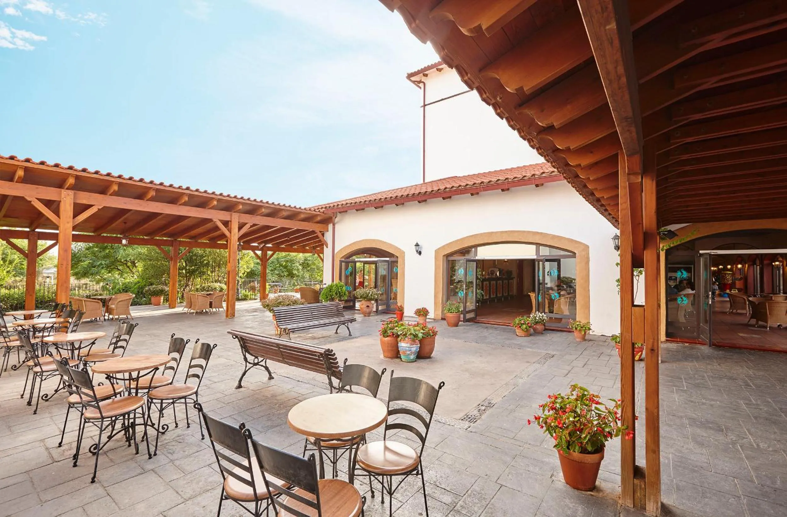Patio in PortAventura Hotel El Paso - Includes unlimited access to PortAventura Park & 1 access to Ferrari Land