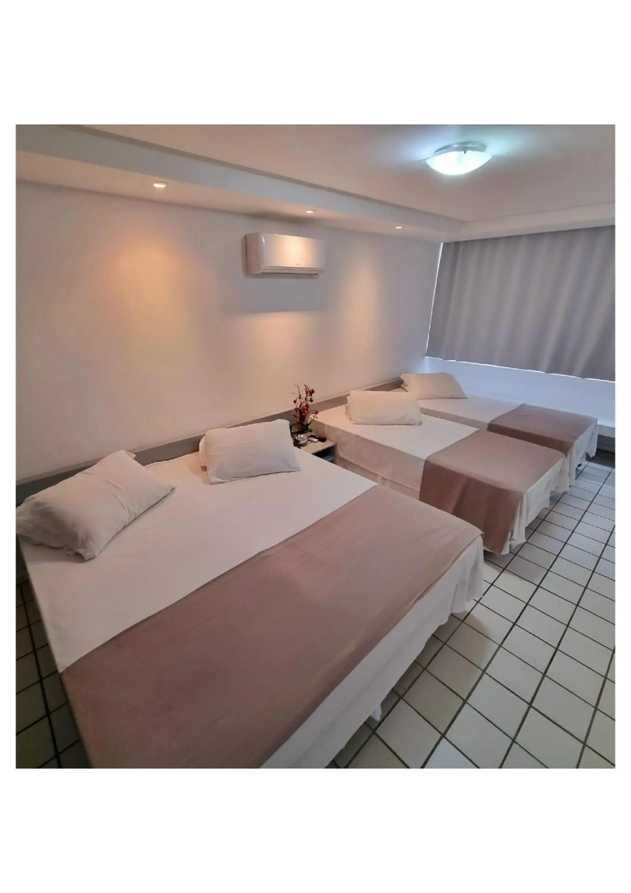 Standard Quadruple Room in Garanhuns Palace Hotel Standard Quadruple Room in Garanhuns Palace Hotel