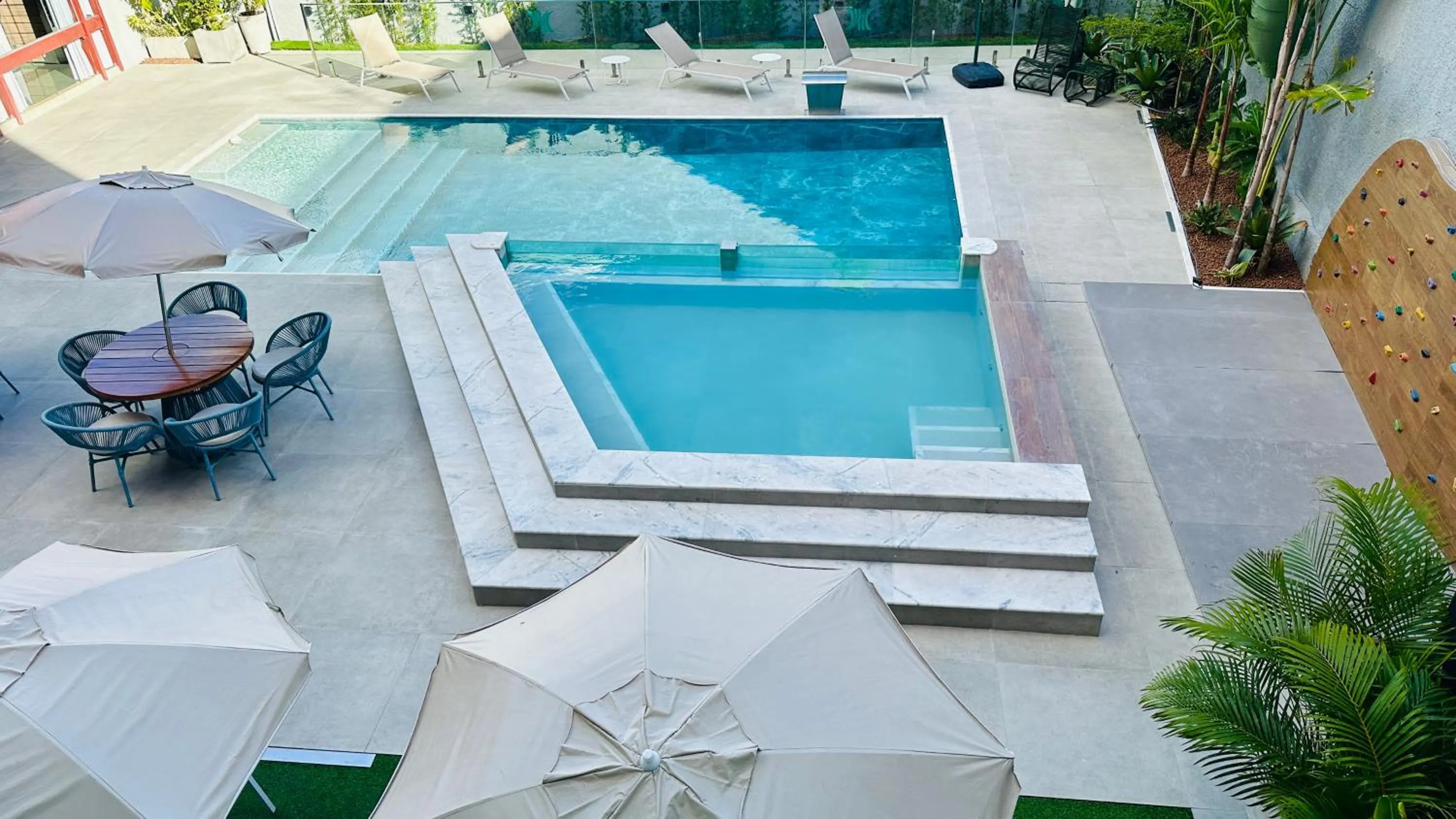 Swimming pool in Garanhuns Palace Hotel