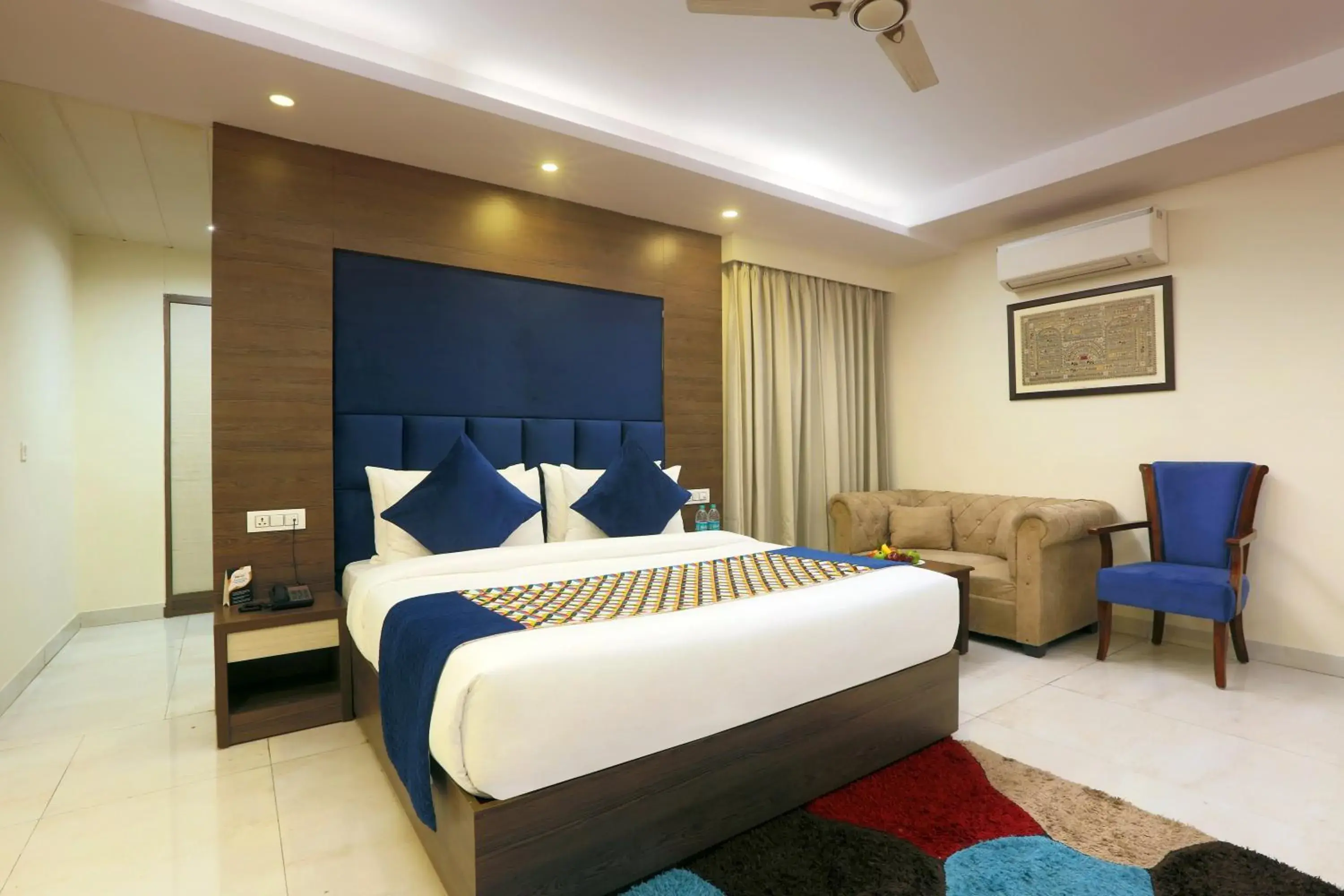 Executive Suite in Hotel Cardinal Oxmo Delhi Airport Executive Suite in Hotel Cardinal Oxmo Delhi Airport