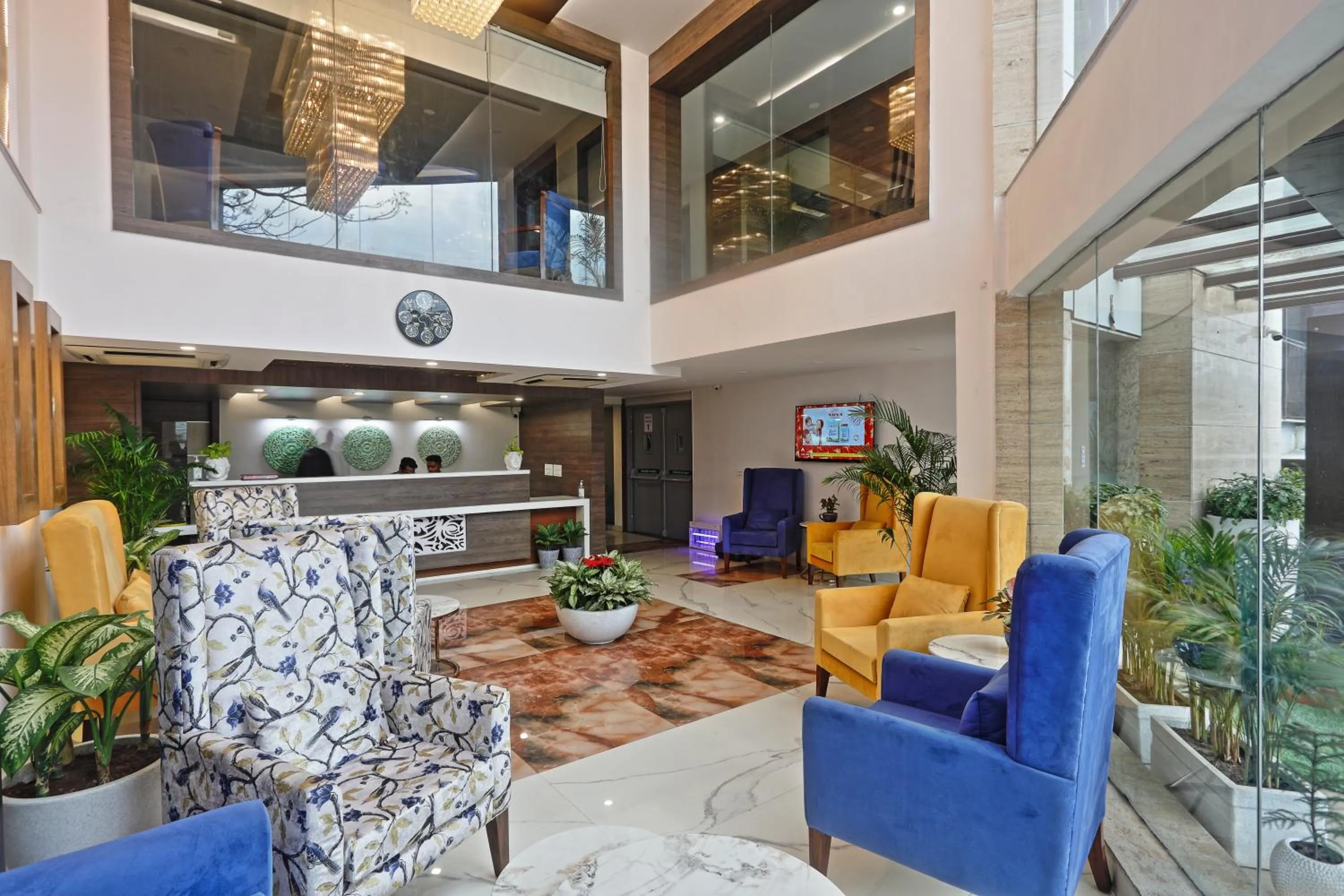 Lobby or reception in Hotel Cardinal Oxmo Delhi Airport