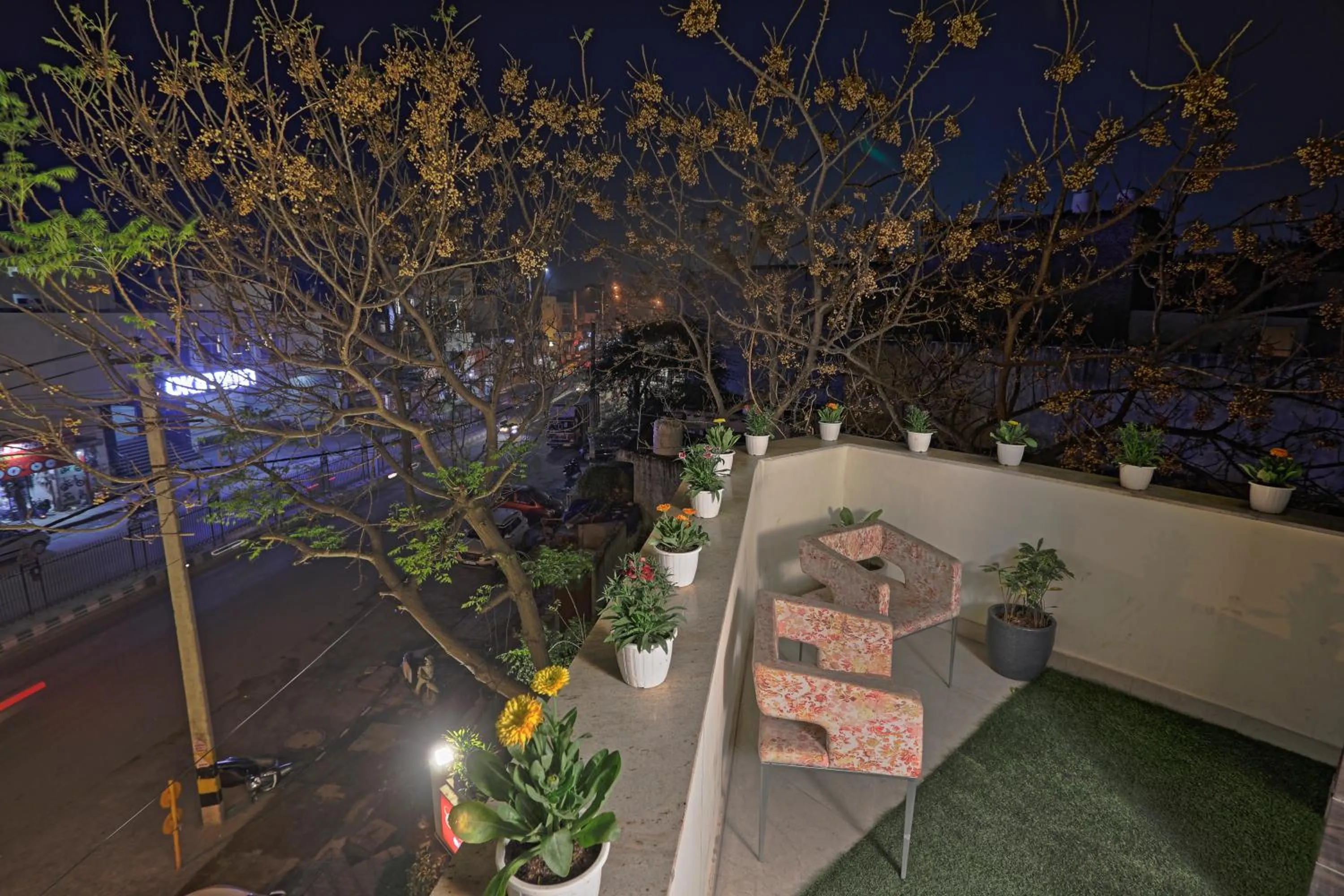 Night in Hotel Cardinal Oxmo Delhi Airport