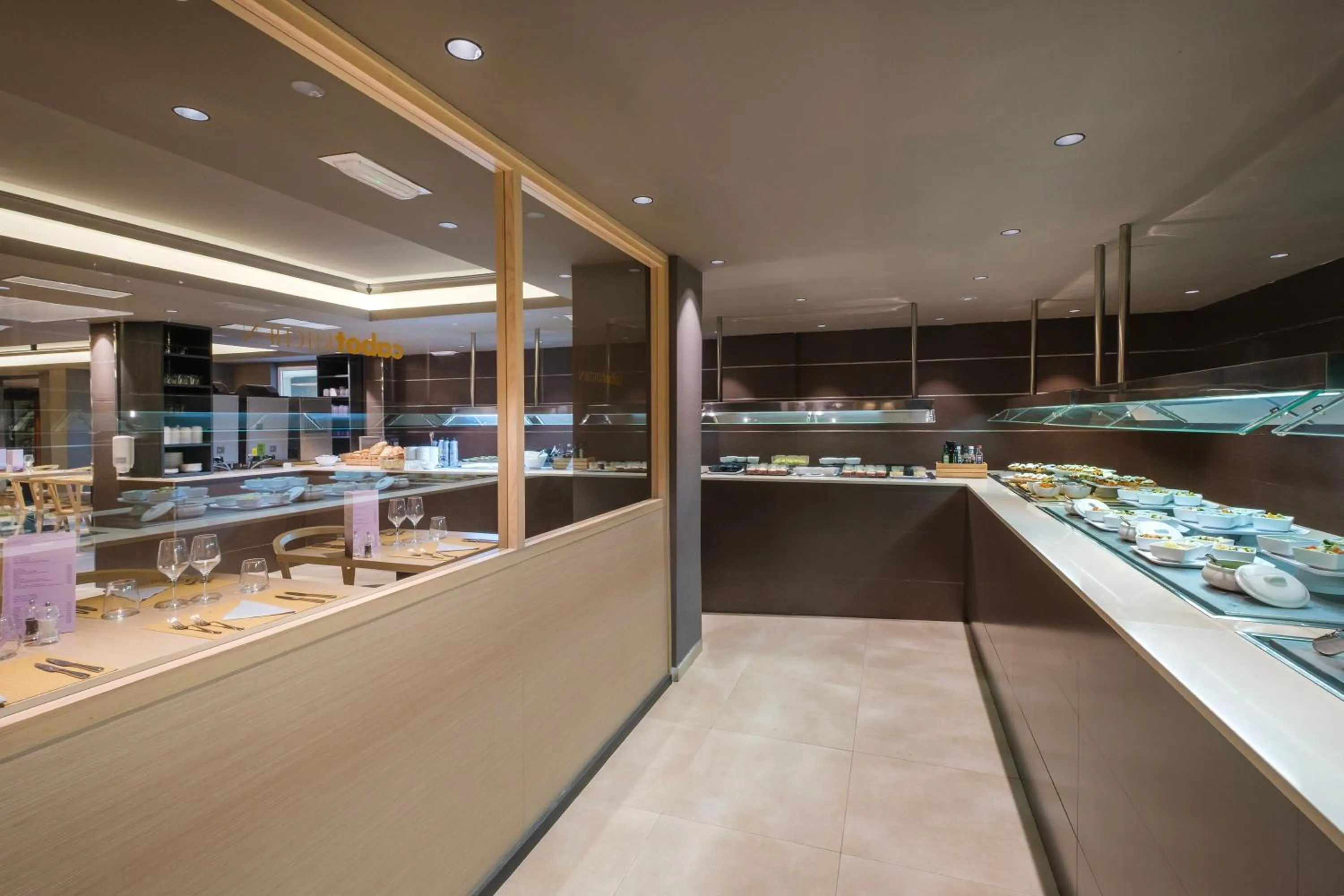 Restaurant/places to eat in Cabot Cap de Mar Spa