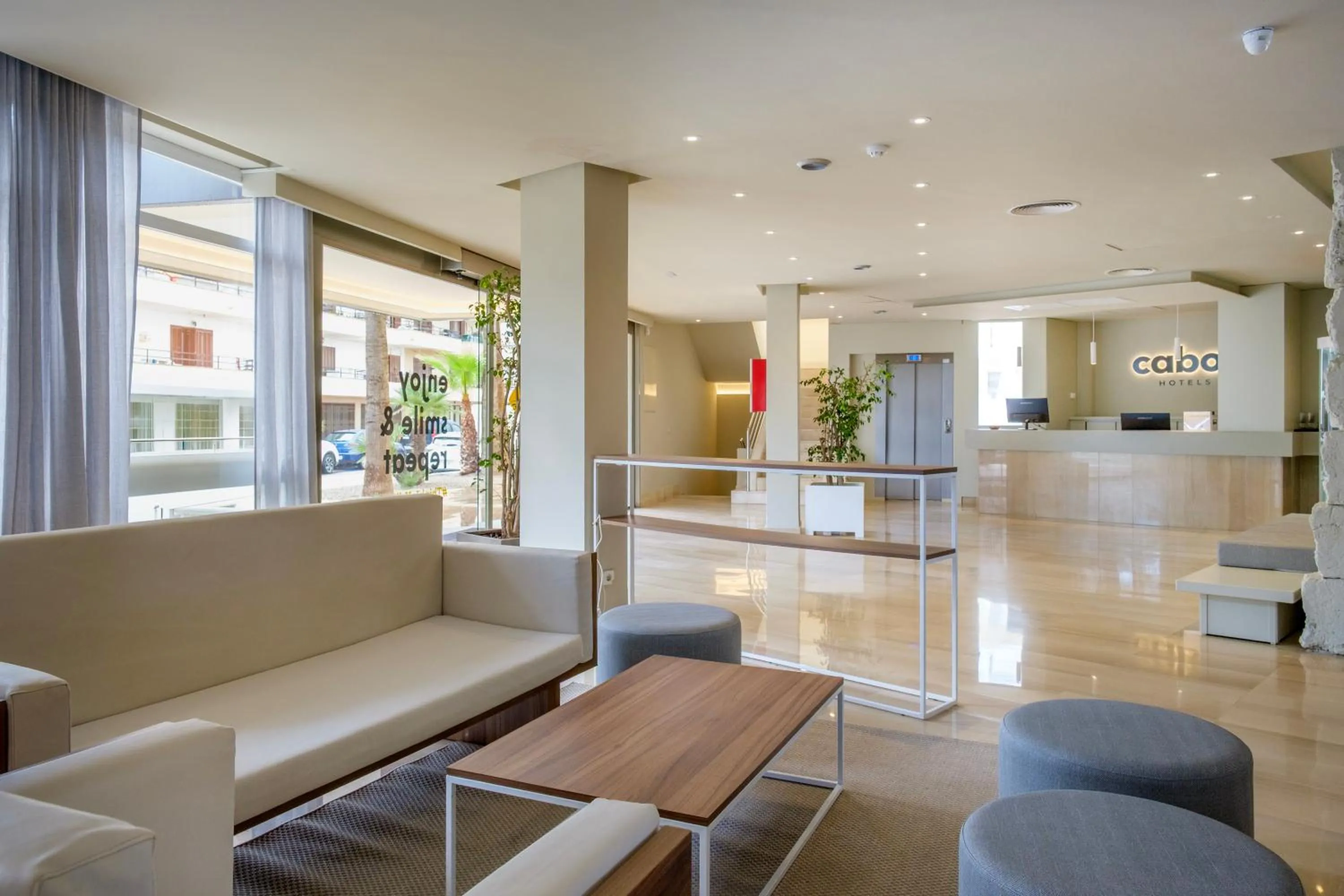 Facade/entrance in Cabot Cap de Mar Spa