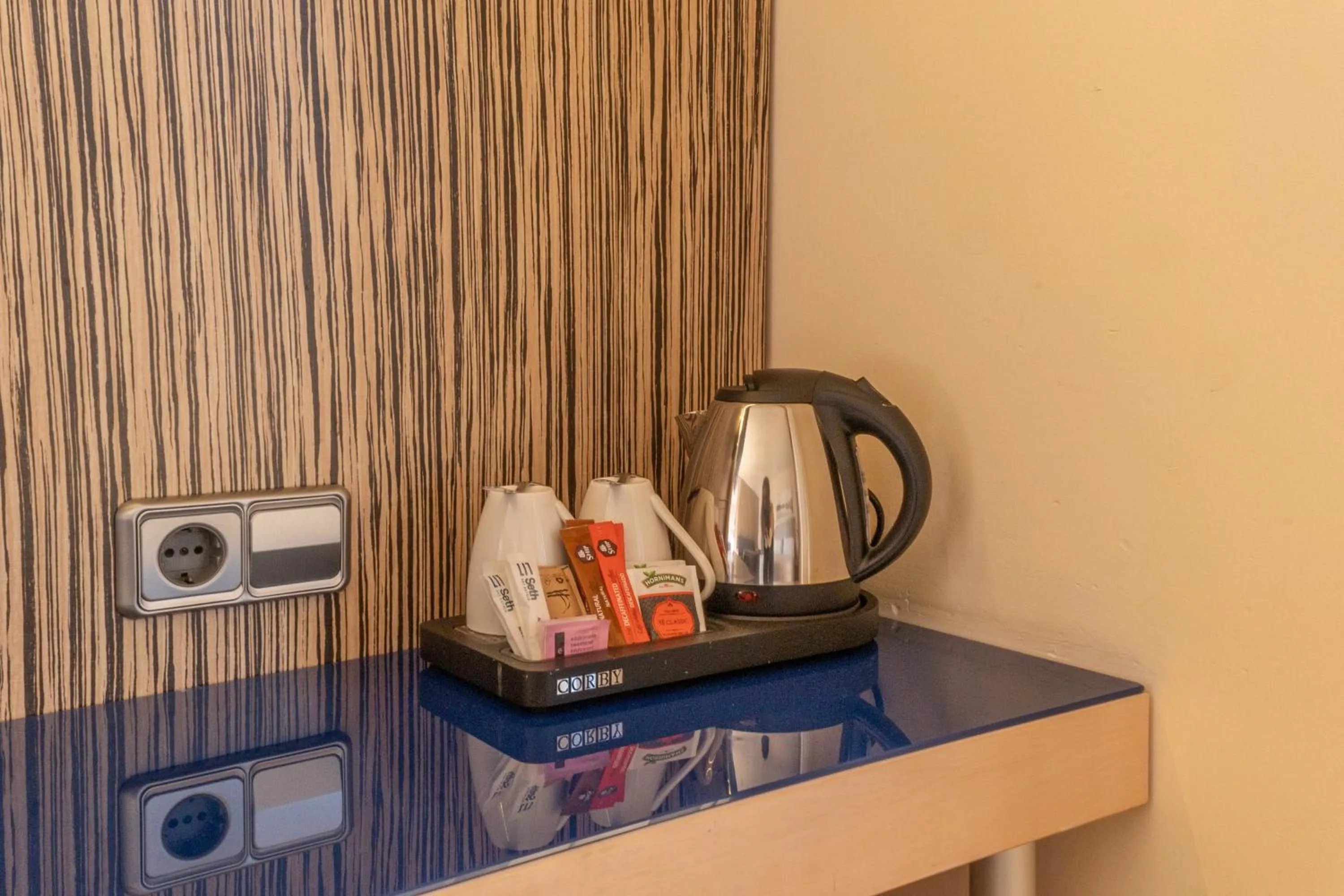 Coffee/tea facilities in Seth Punta Prima