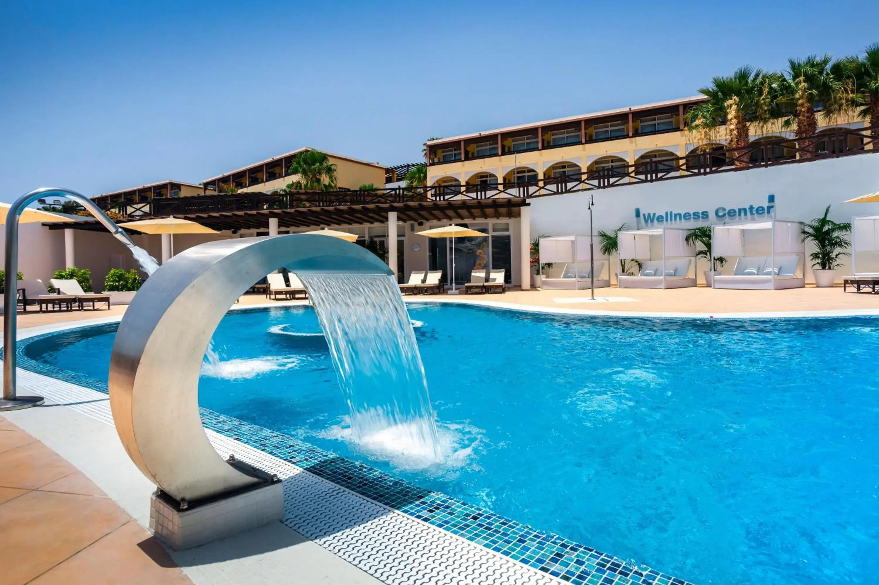 Swimming pool in Occidental Jandía Playa Swimming pool in Occidental Jandía Playa