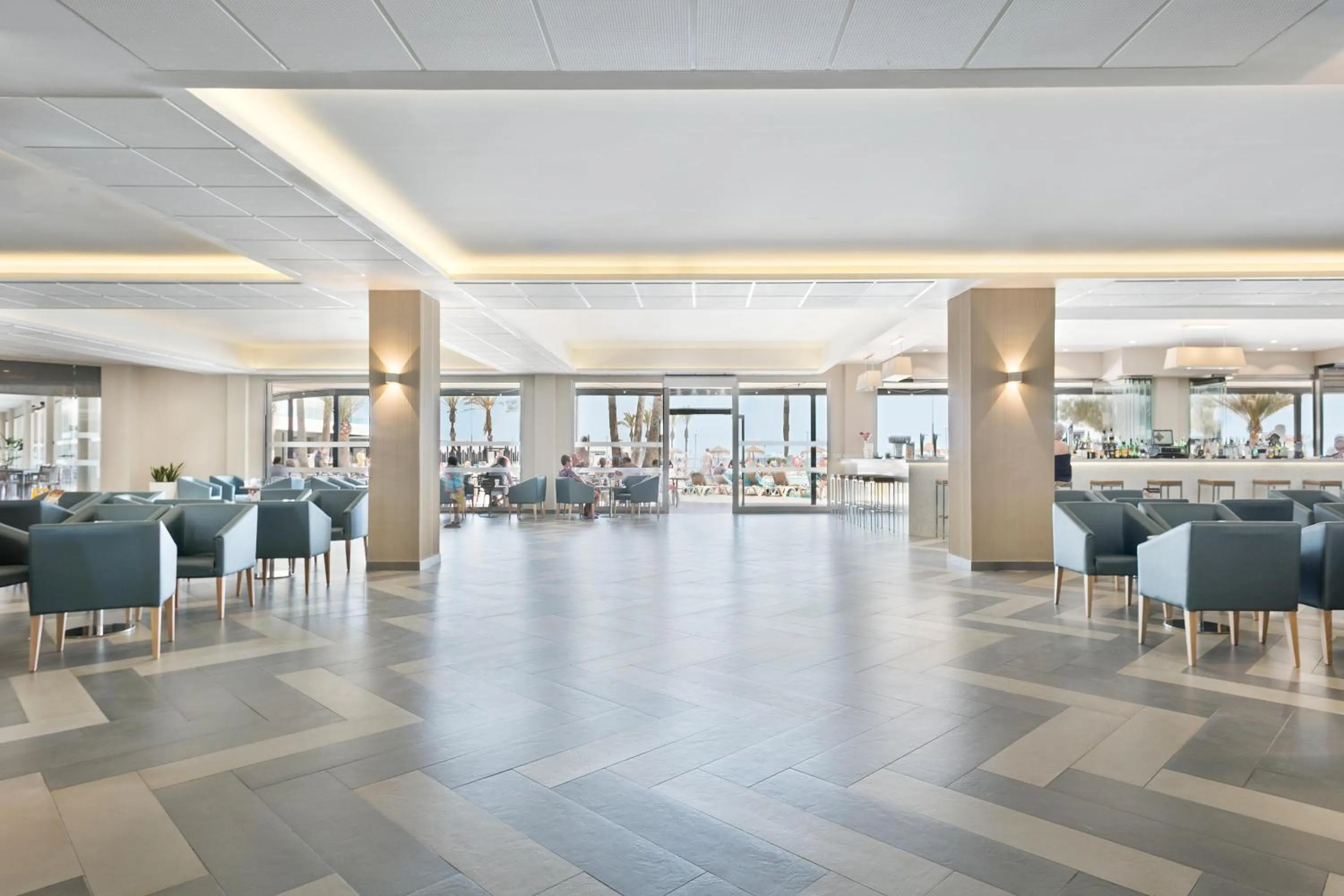 Lounge or bar in Hotel Best Sabinal