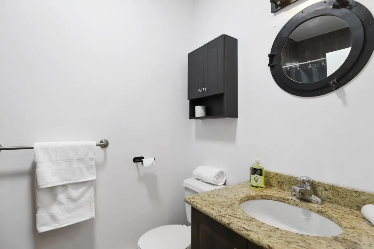 M11 The Star Wars Suite 3BR Downtown