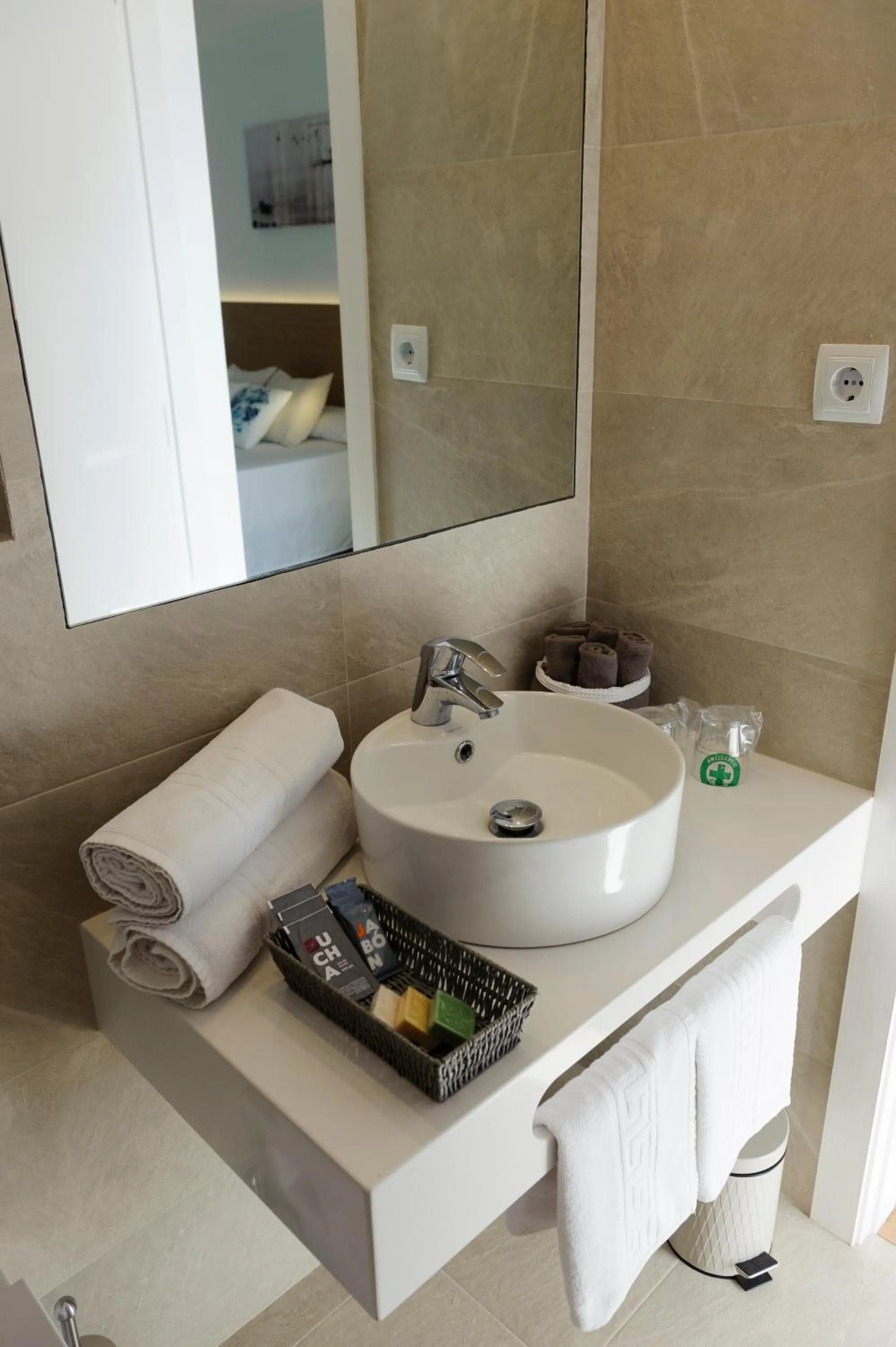 Bathroom in Hotel Rosa Nàutica