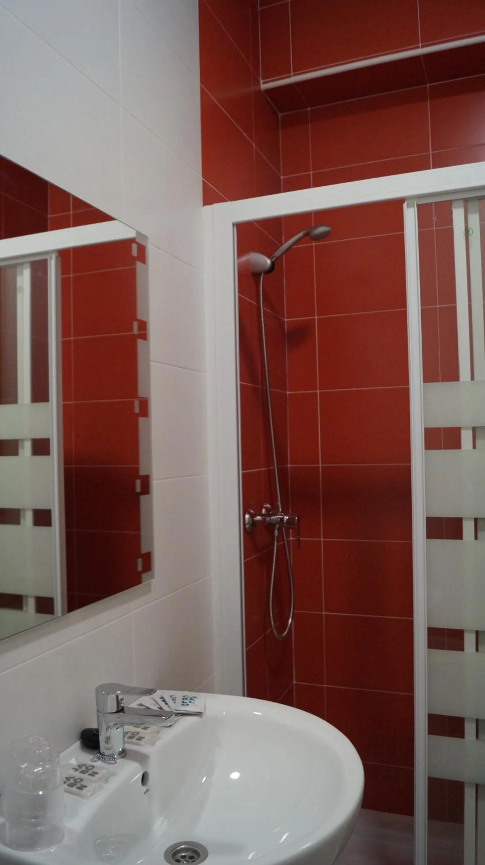 Photo of the whole room in Hotel Embajador