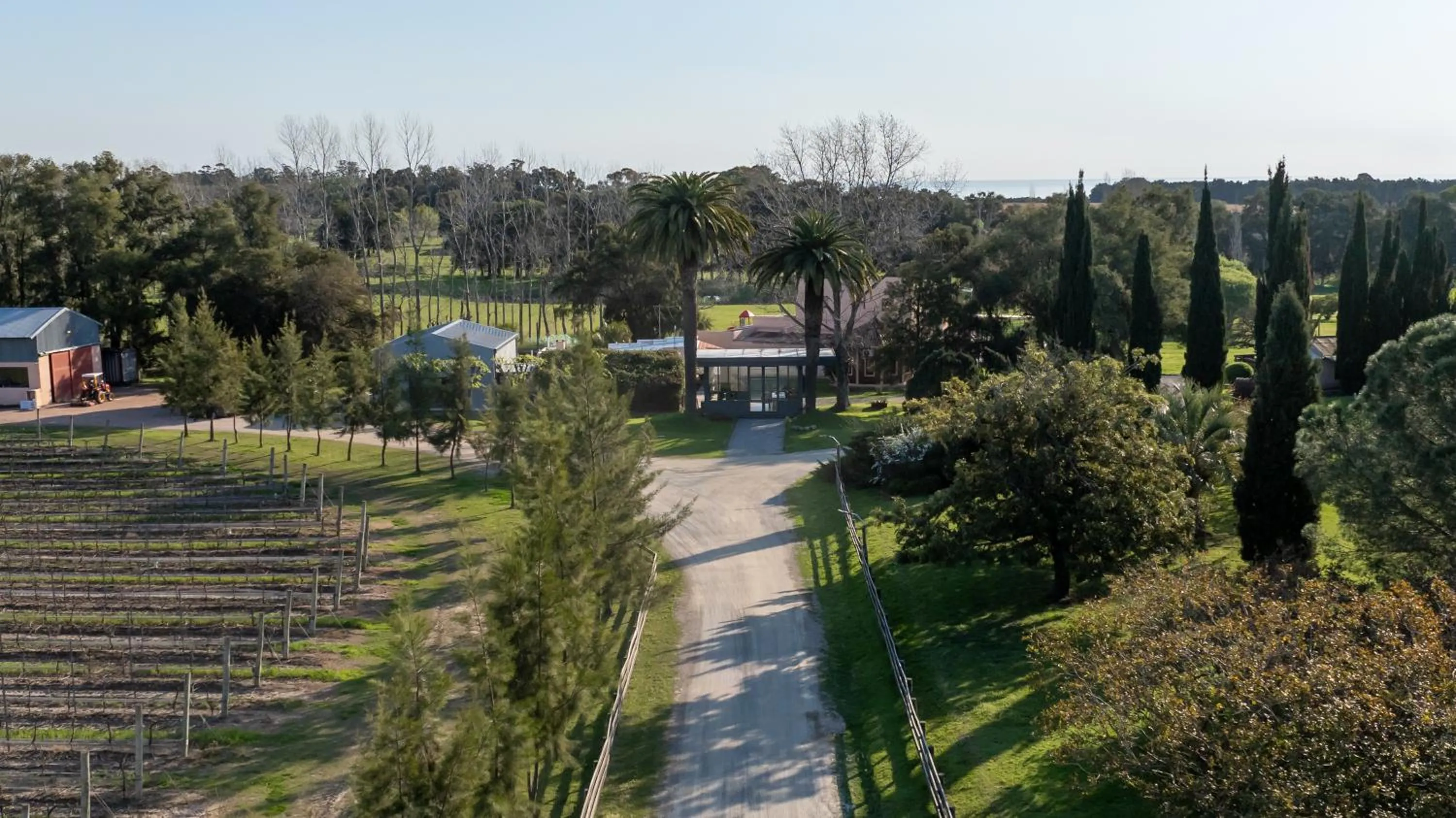 Property building in Finca del Sacramento