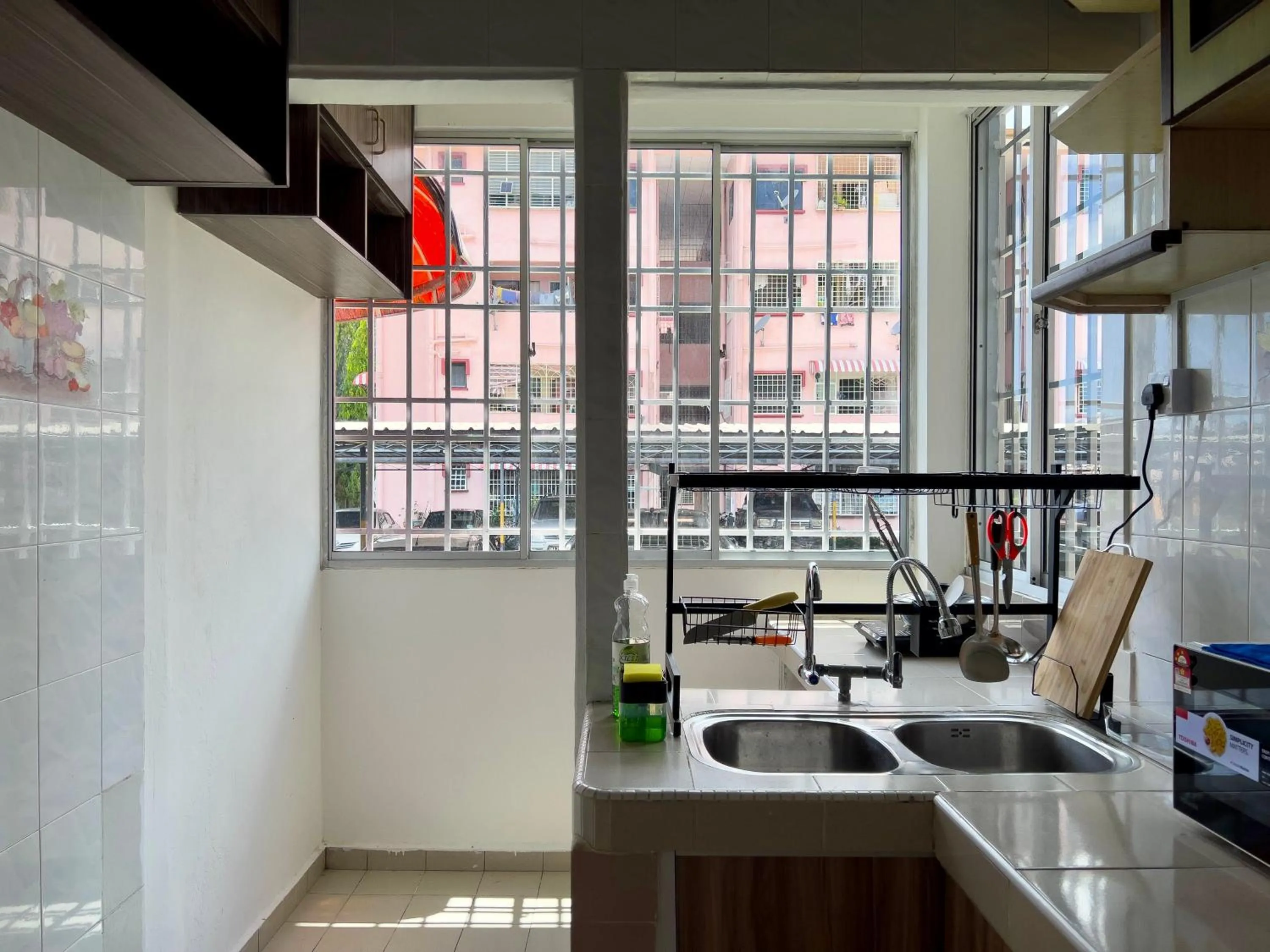 Hush Inn at Taman Penampang