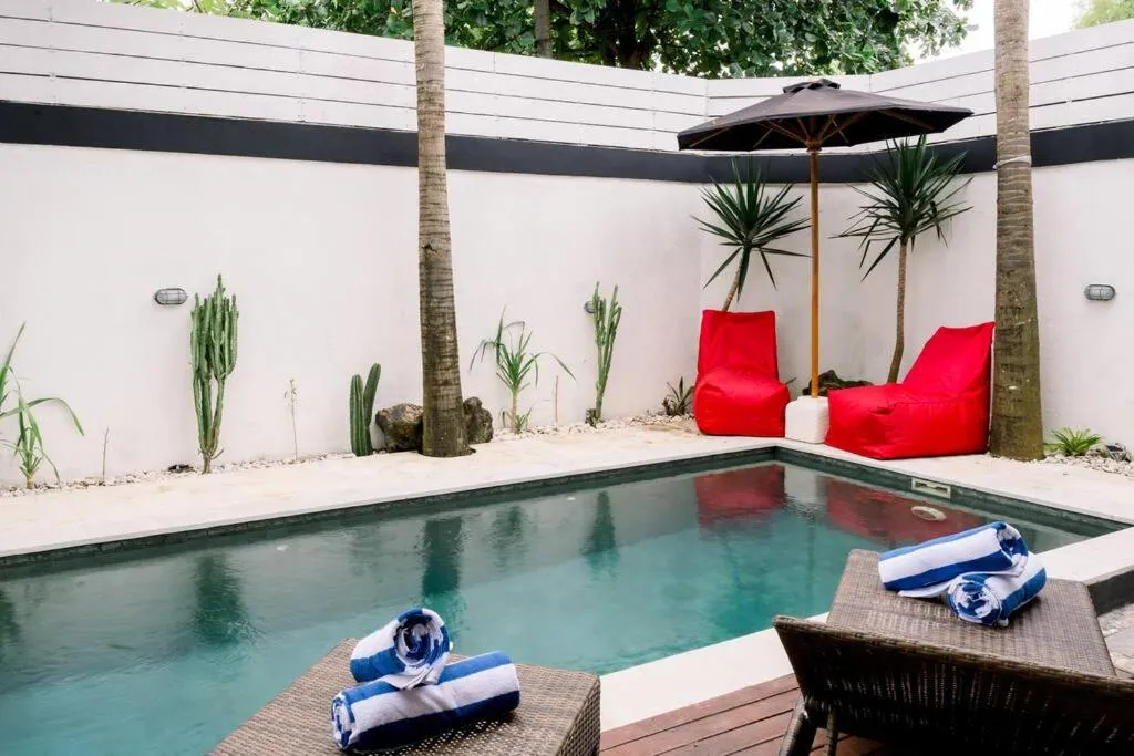Swimming pool in Taman Bali A&R Seminyak