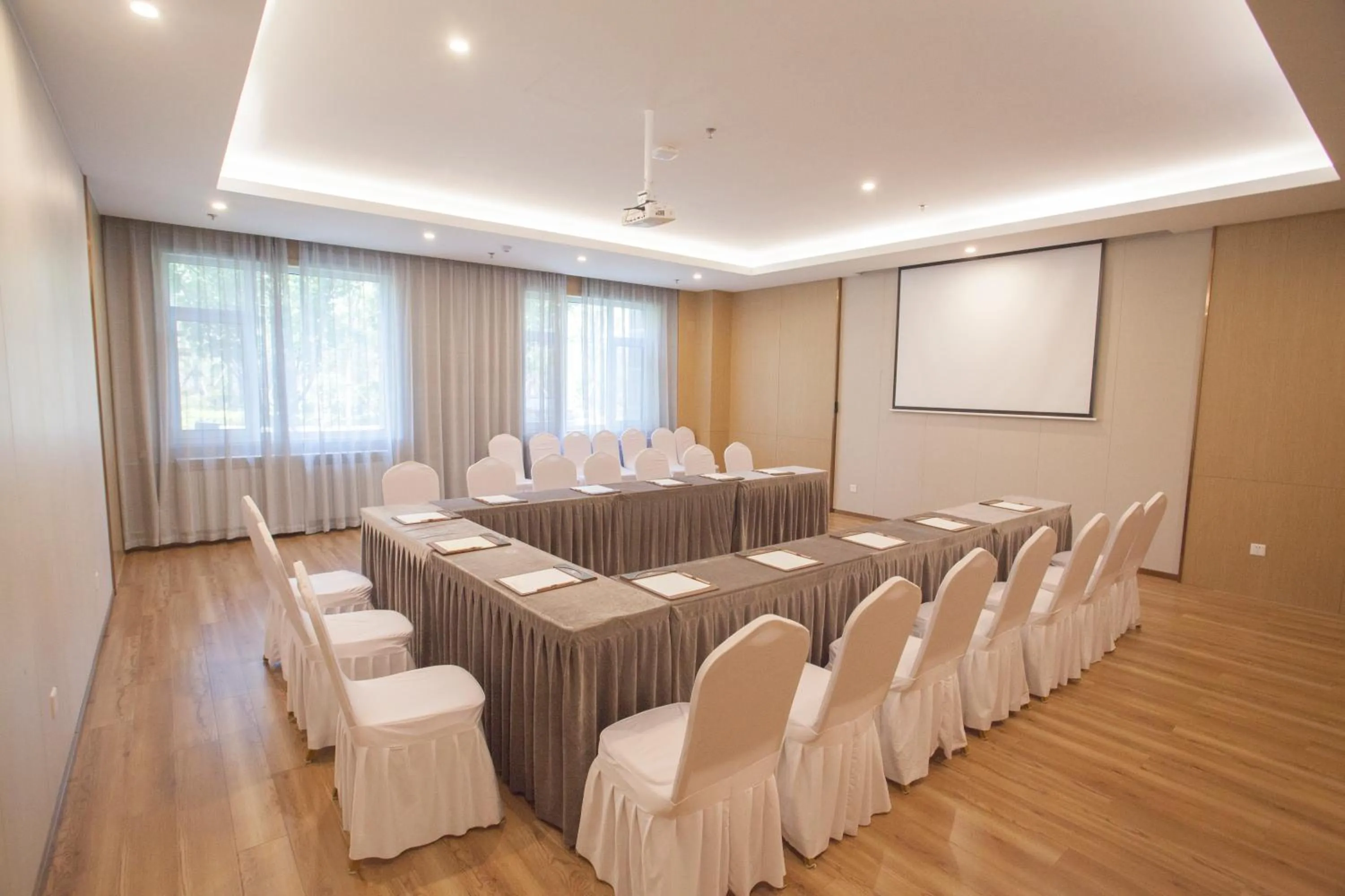Meeting/conference room in Joy Fall Hotel