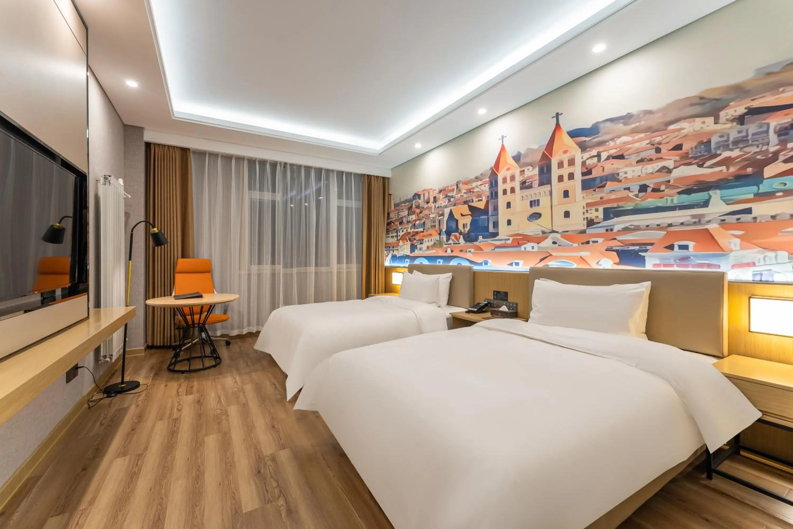 Photo of the whole room, Bed in Joy Fall Hotel