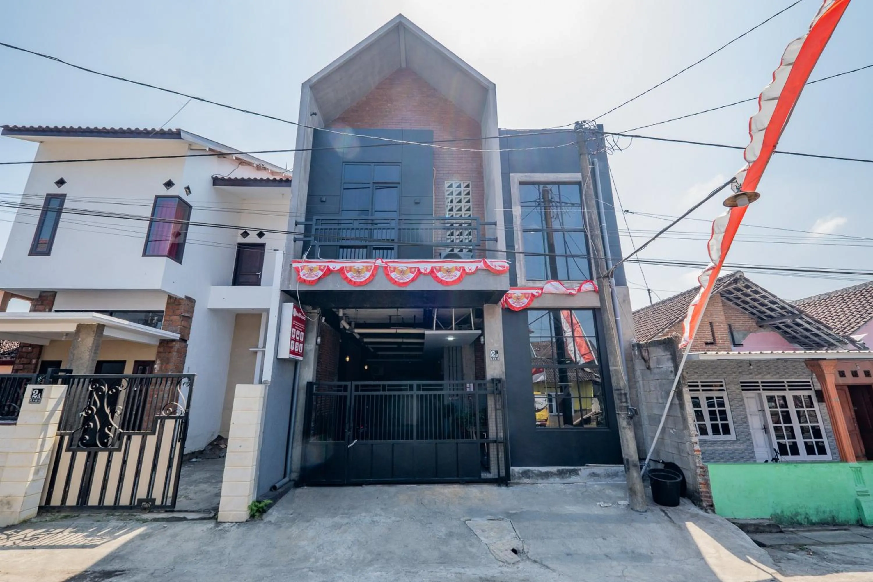 Property building in RedDoorz @ Sangnala Homestay Pakisaji