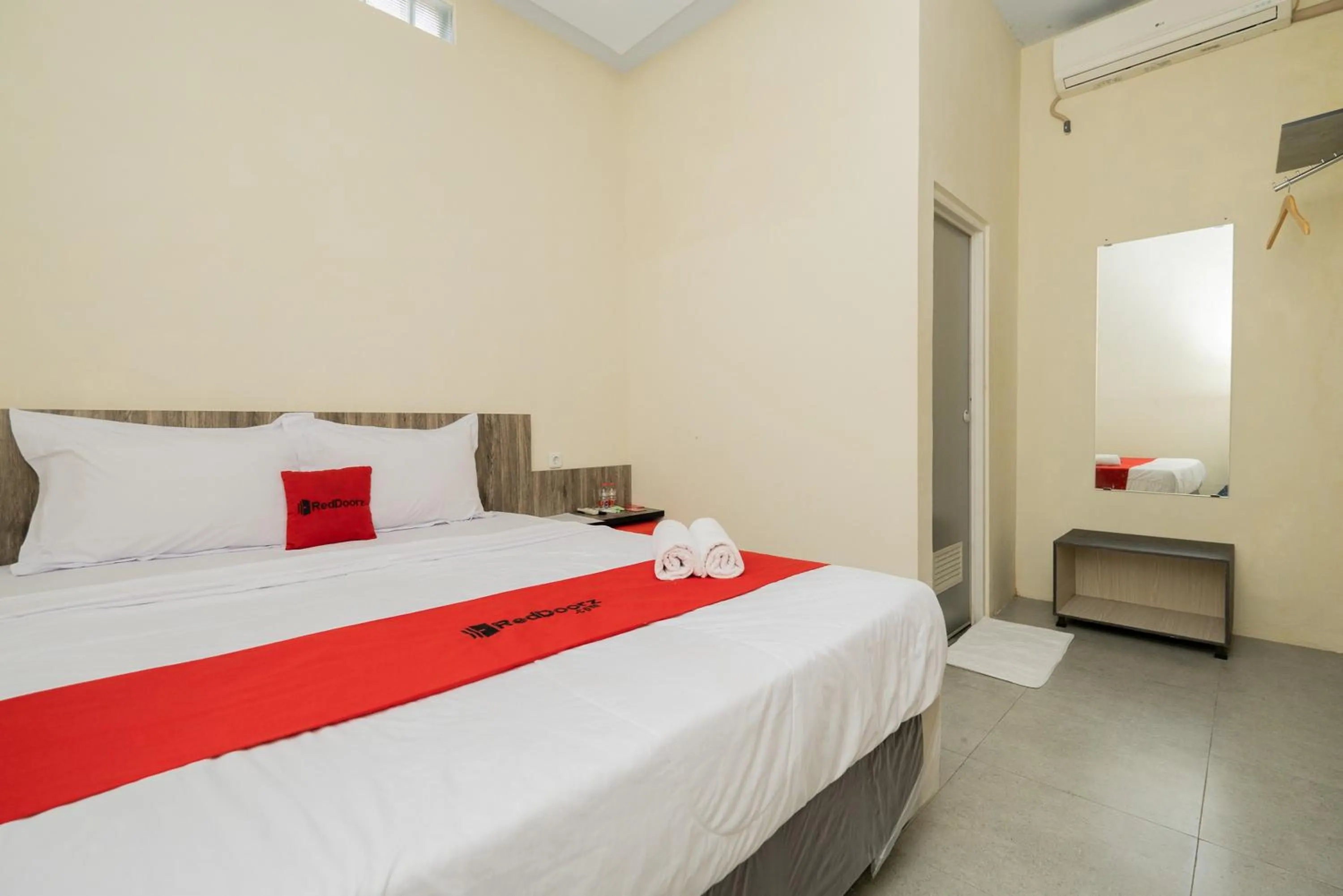 Bed in RedDoorz @ Sangnala Homestay Pakisaji