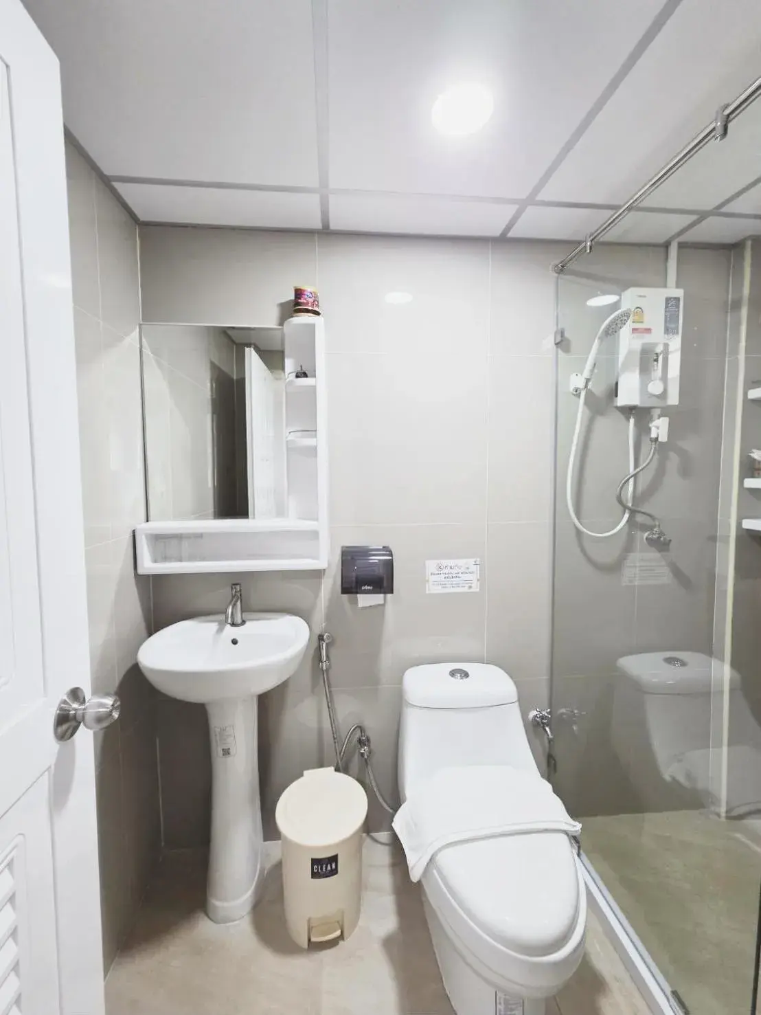 Deluxe King Room in PT Grand Hotel Deluxe King Room in PT Grand Hotel