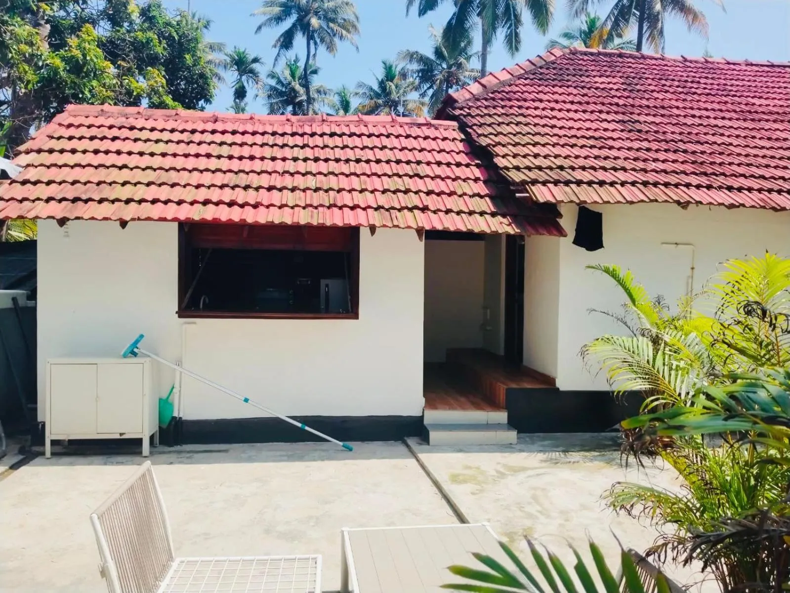Ocean View Beach Villa Varkala by VOYE HOMES