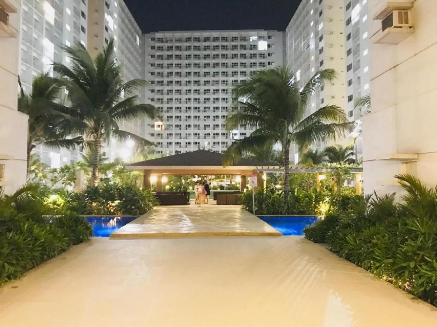 Garden in Shore Residences