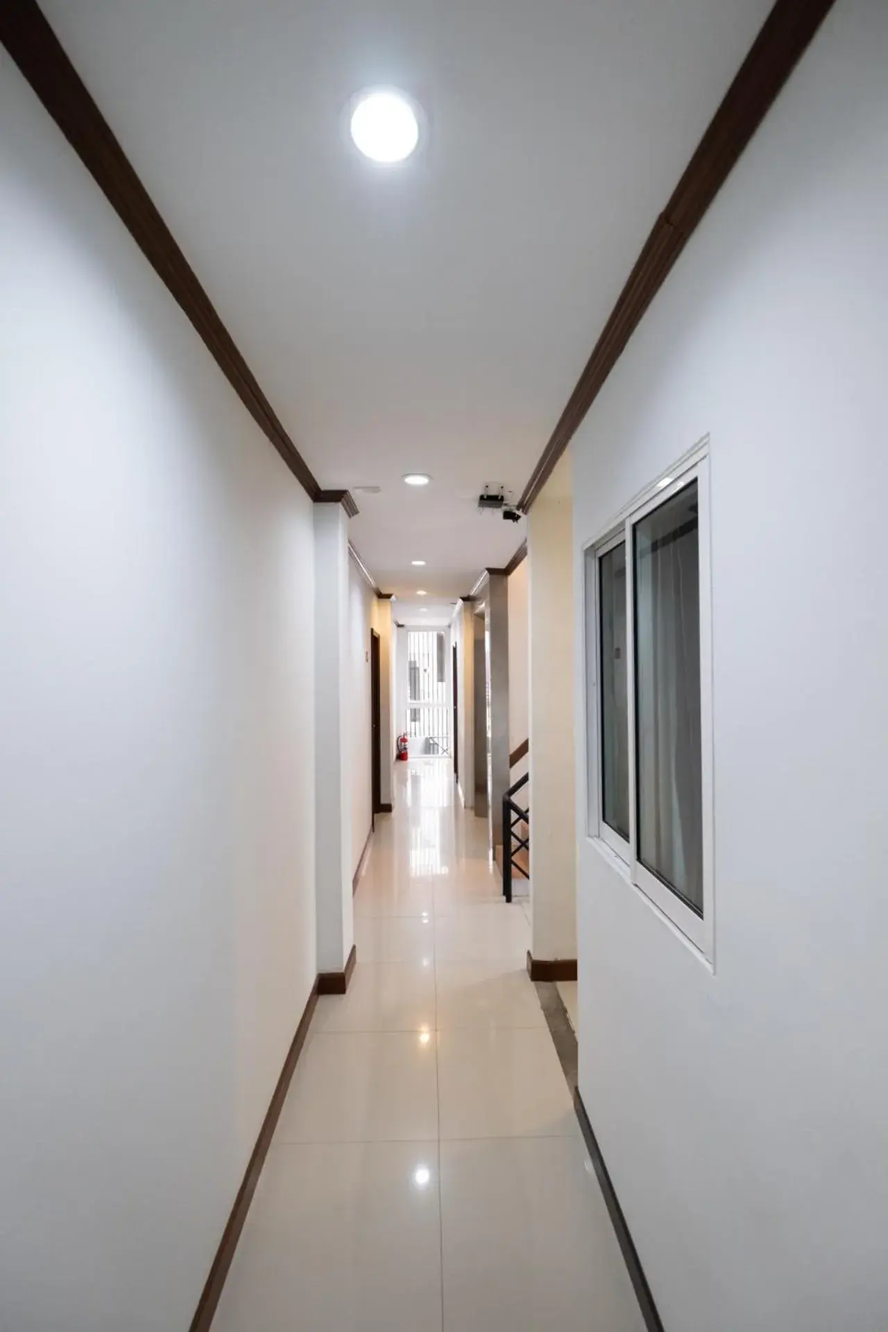 Property building in Amber Inn Property building in Amber Inn